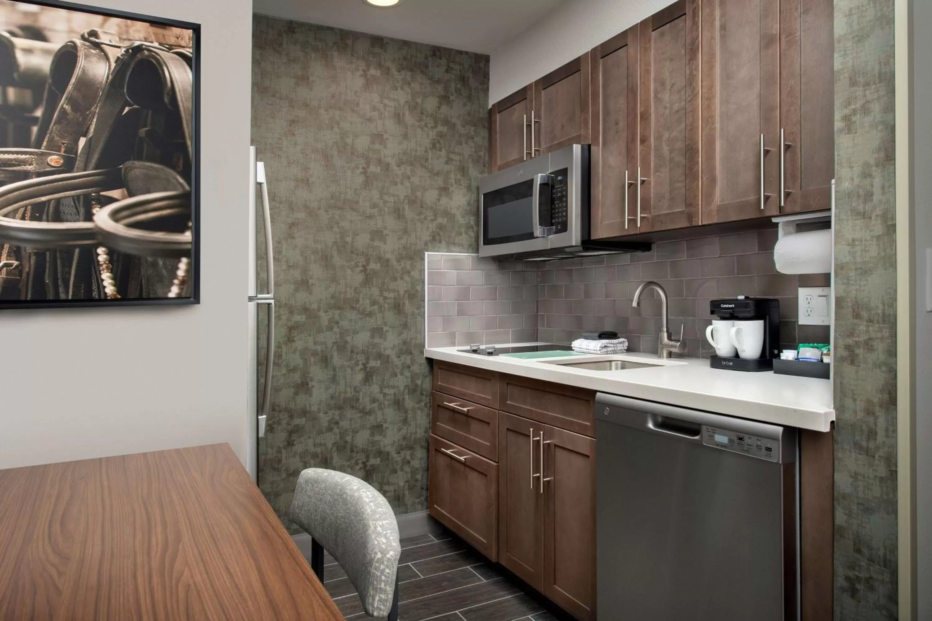 Kitchen or kitchenette in Homewood Suites By Hilton Louisville Airport