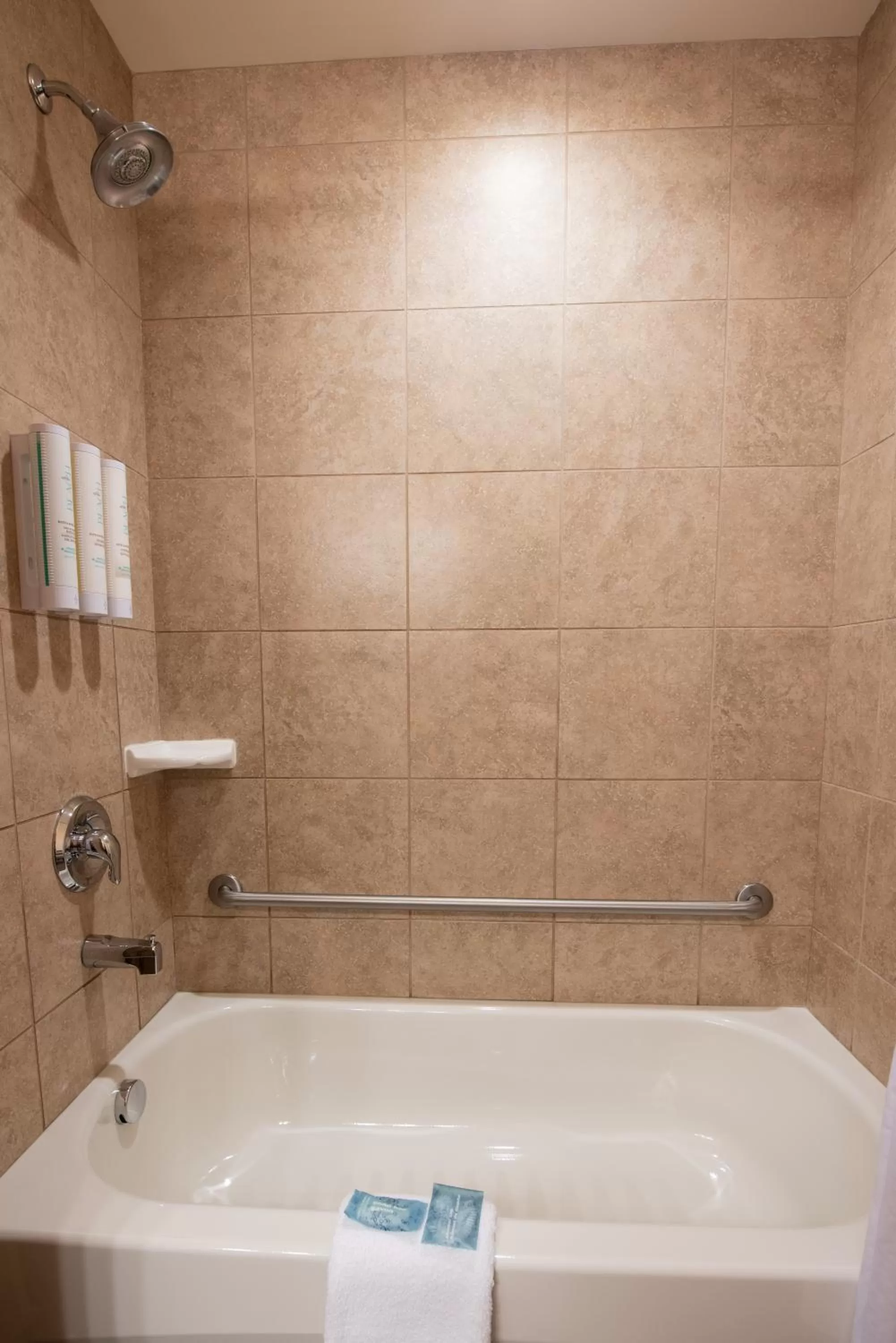 Shower in Bayview Hotel