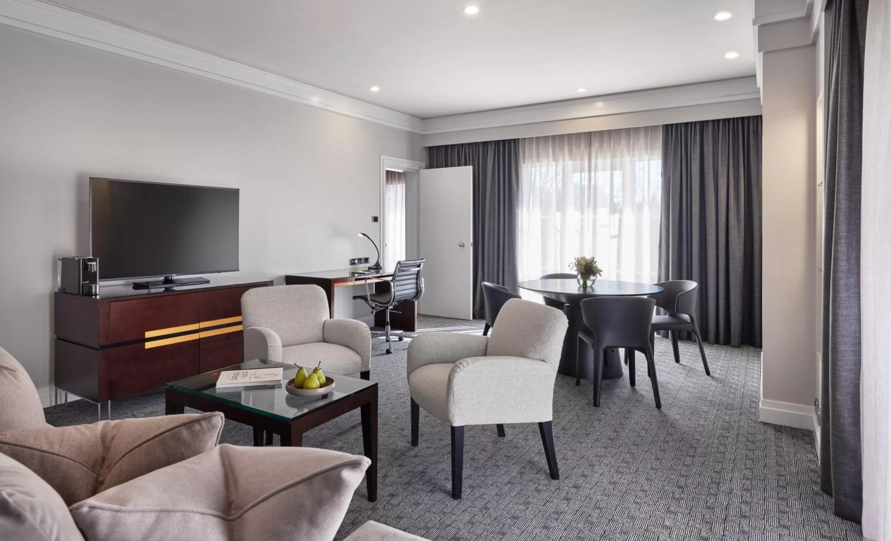 Living room in Hyatt Hotel Canberra - A Park Hyatt Hotel