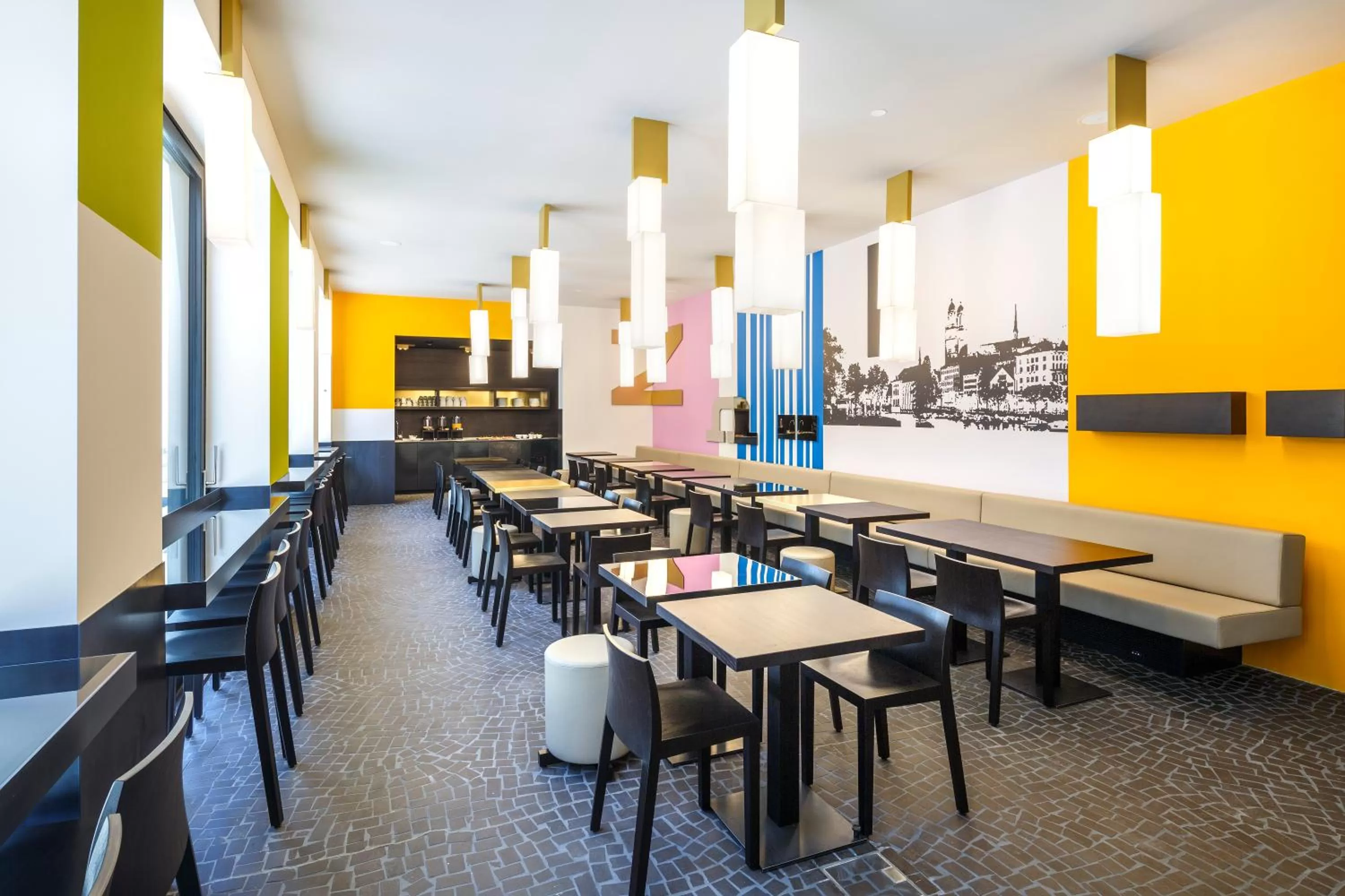 Food and drinks in Züri by Fassbind