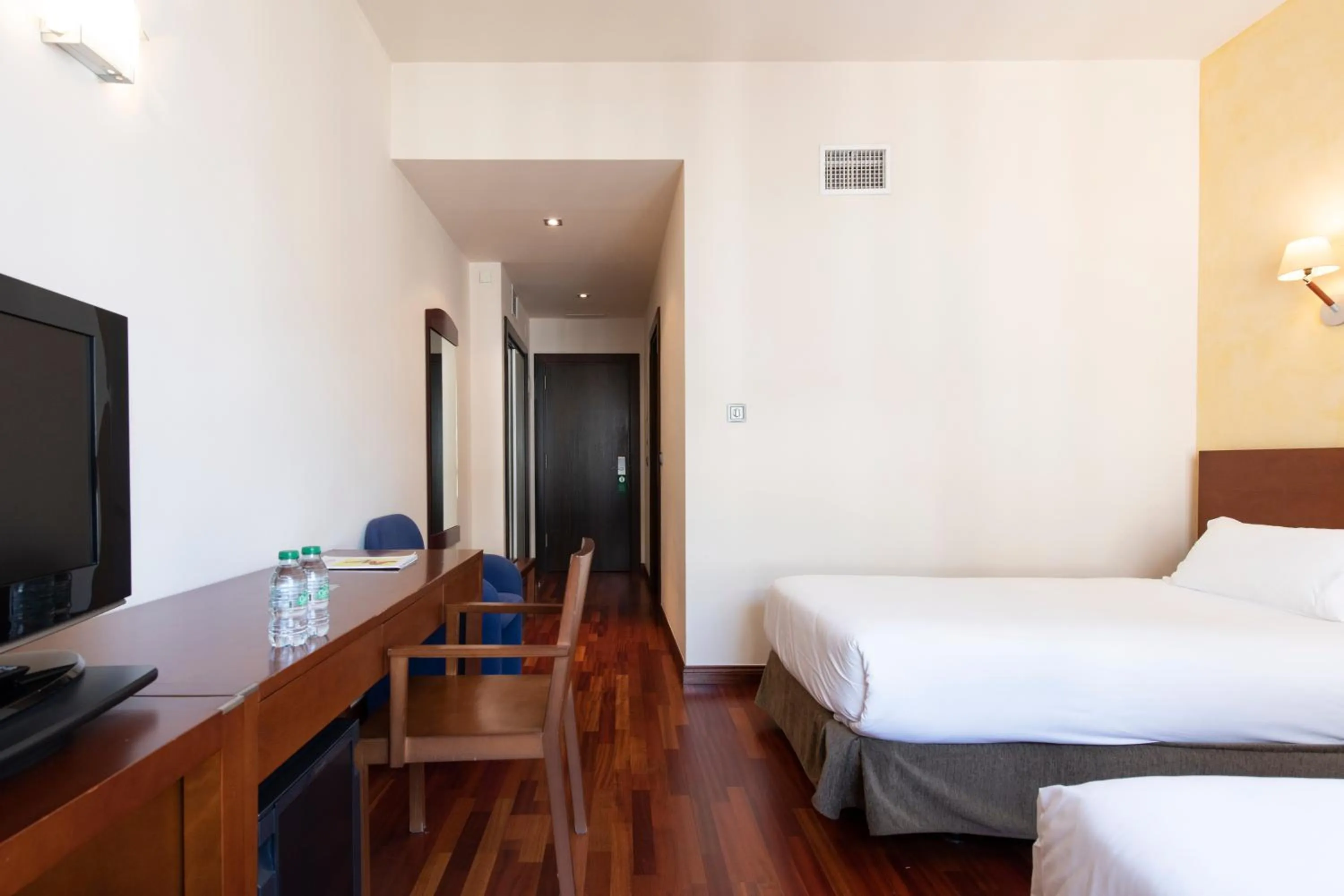 Bedroom in Hotel America Vigo