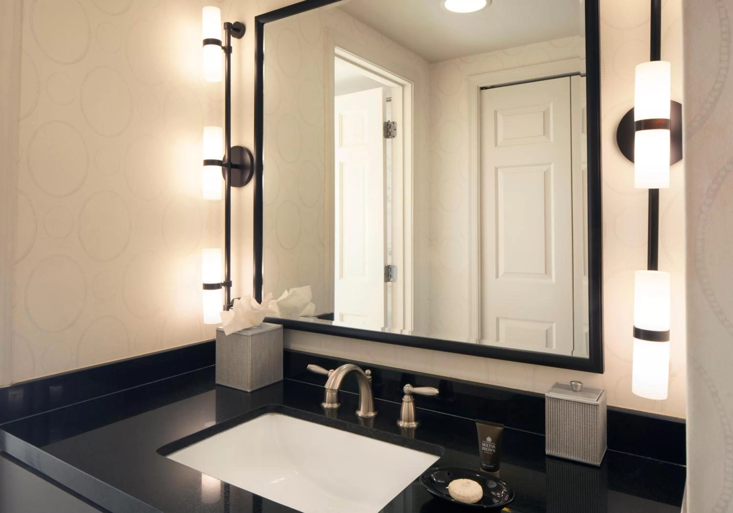 Bathroom in Melrose Georgetown Hotel