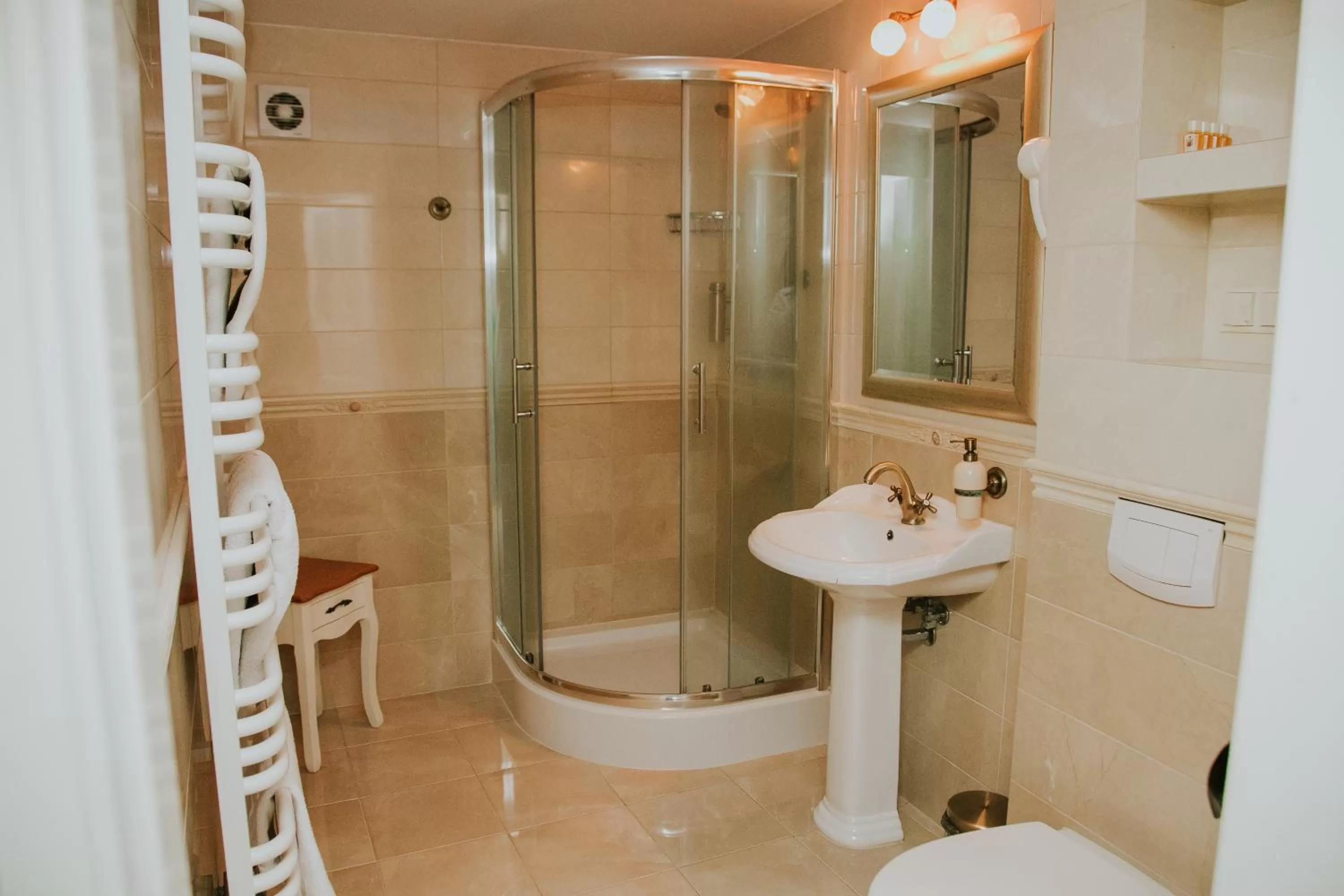 Bathroom in Aparthotel Grodzka 21