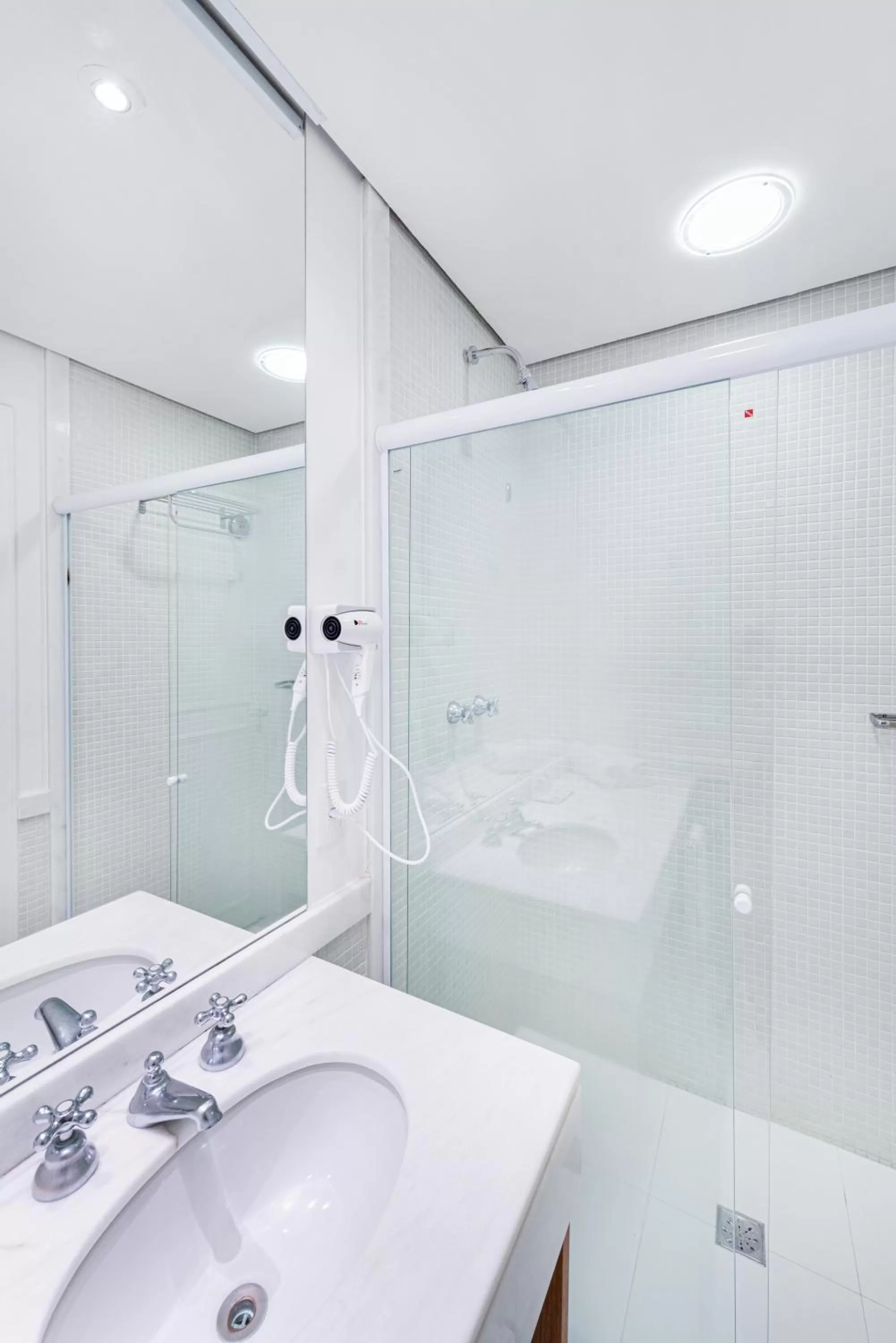 Bathroom in Hotel Nacional Inn Cambuí Campinas Residence