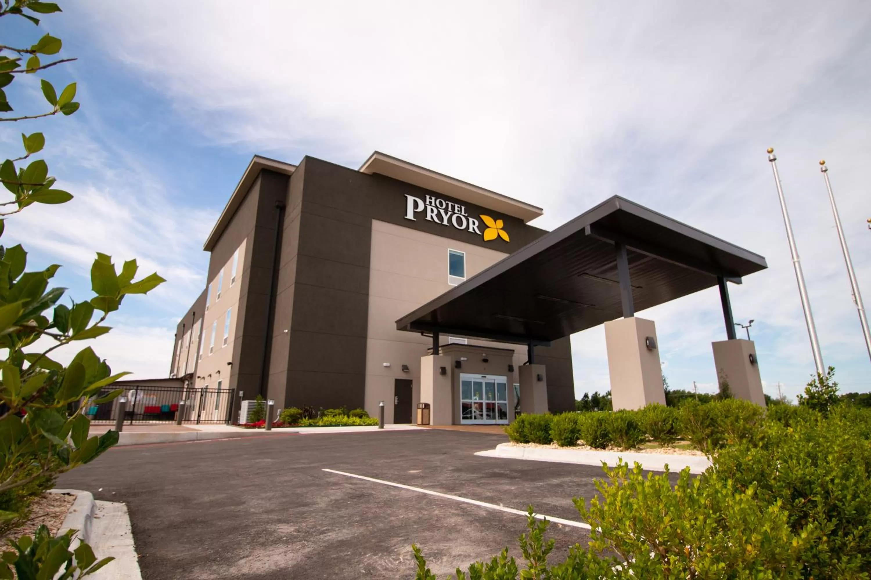 Property building in HOTEL PRYOR