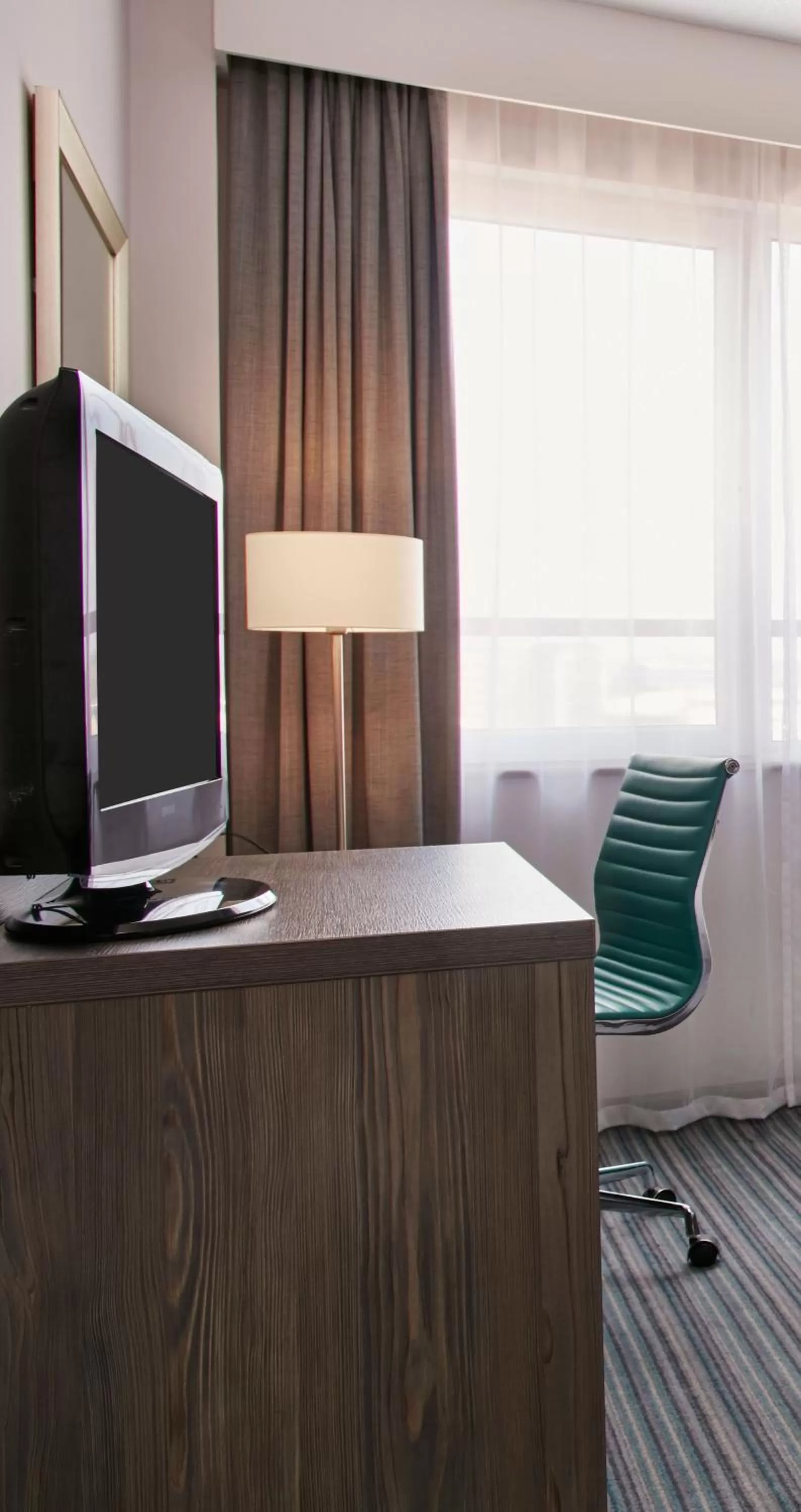TV and multimedia in Leonardo Hotel Nottingham