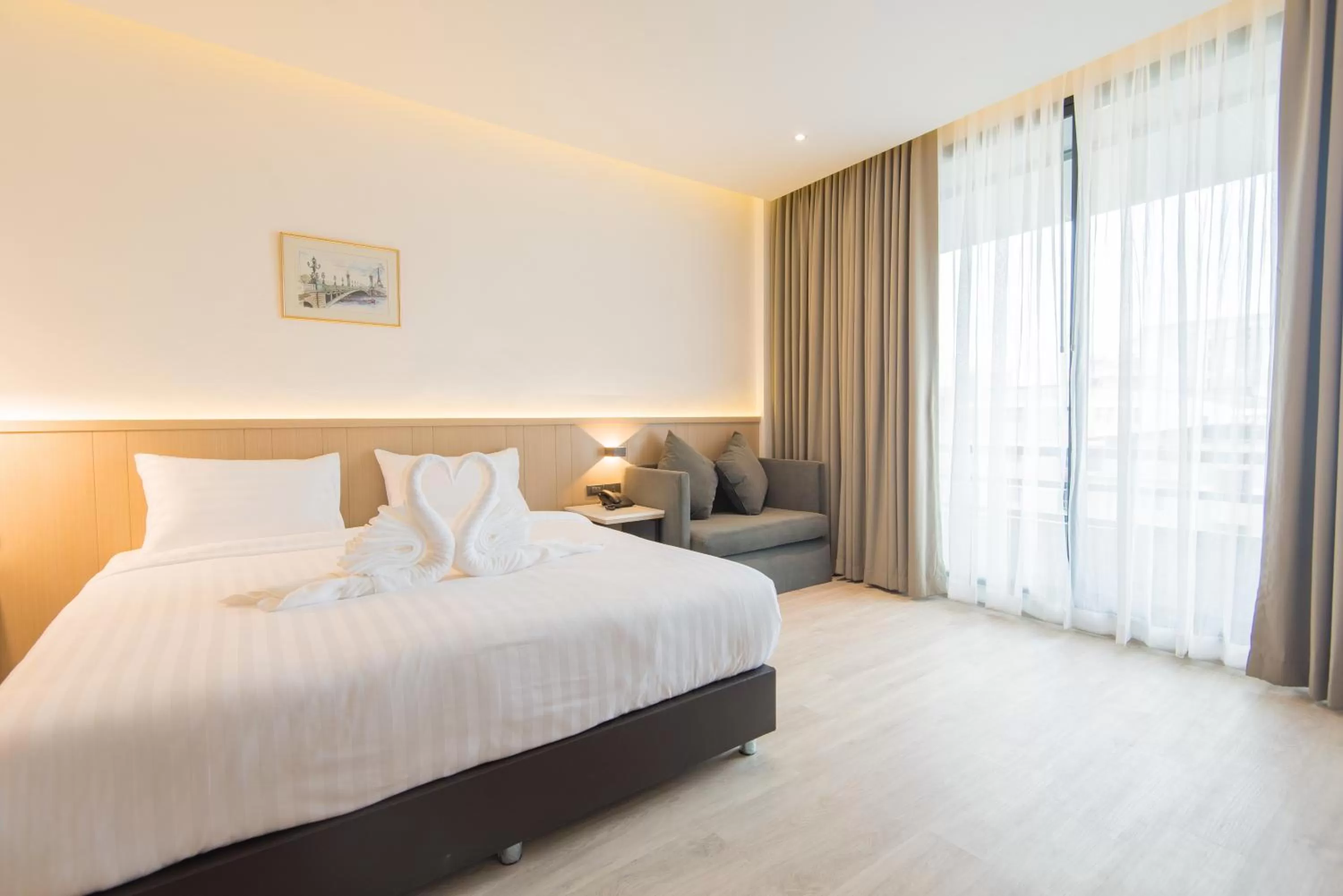 Bed in Madison Bangkok Hotel