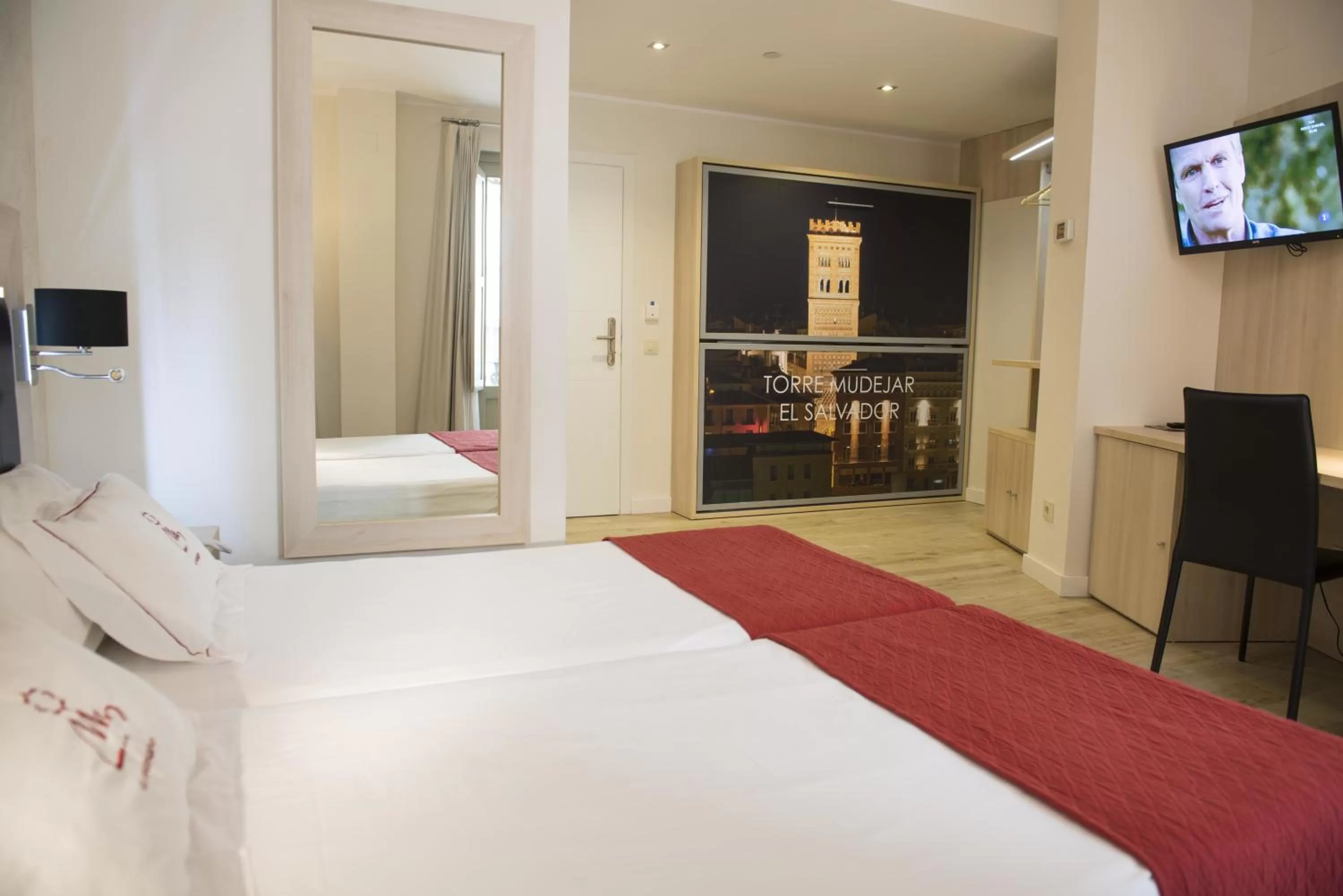 Photo of the whole room, Bed in El Mudayyan