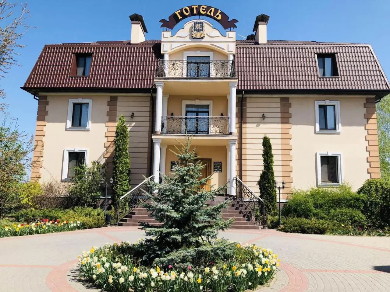 Property Building in Petrovskyi Brovar