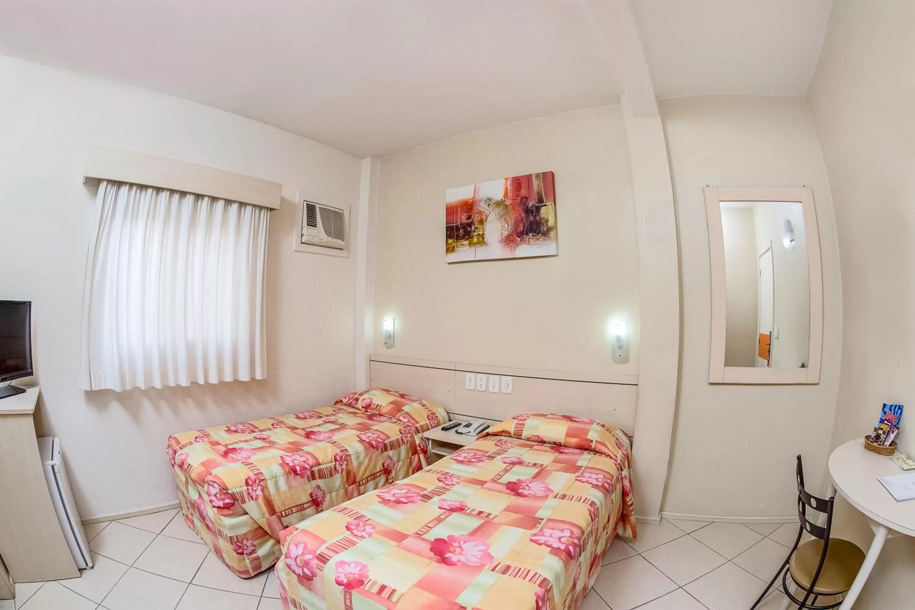 Bedroom, Bed in Hotel Express Canoas