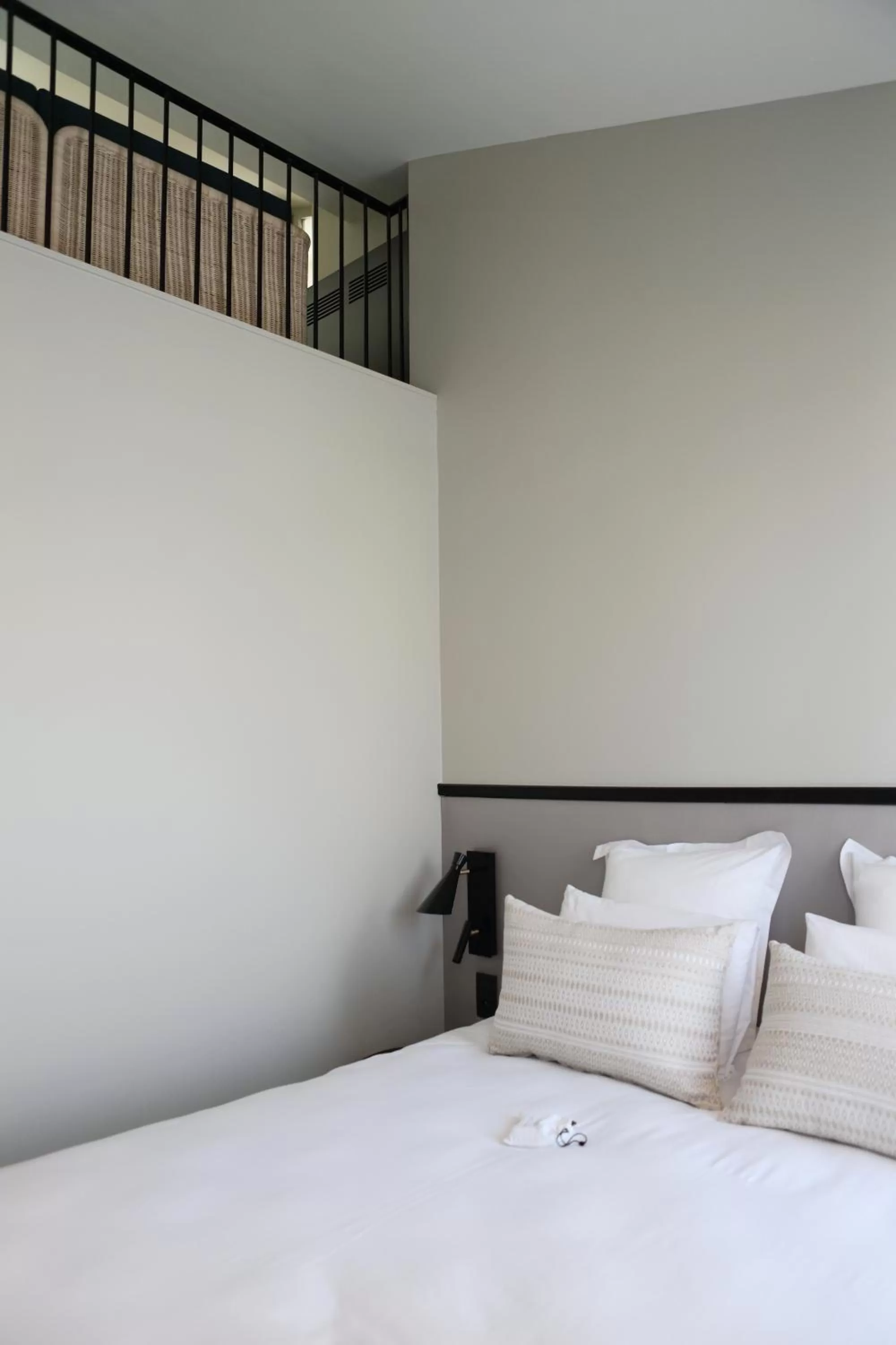 Photo of the whole room, Bed in Best Western Plus Hôtel La Joliette