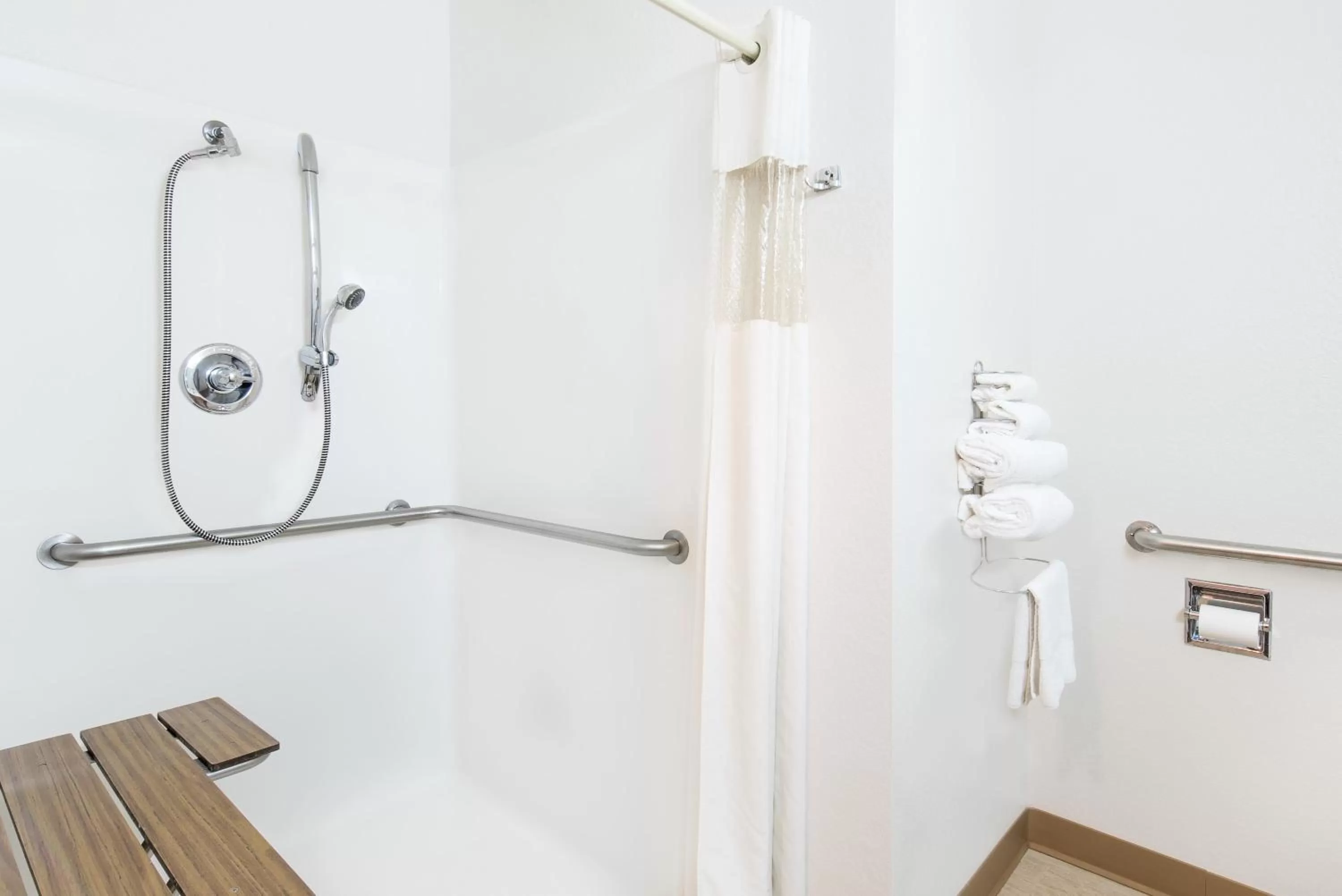 Shower in Super 8 by Wyndham Morris