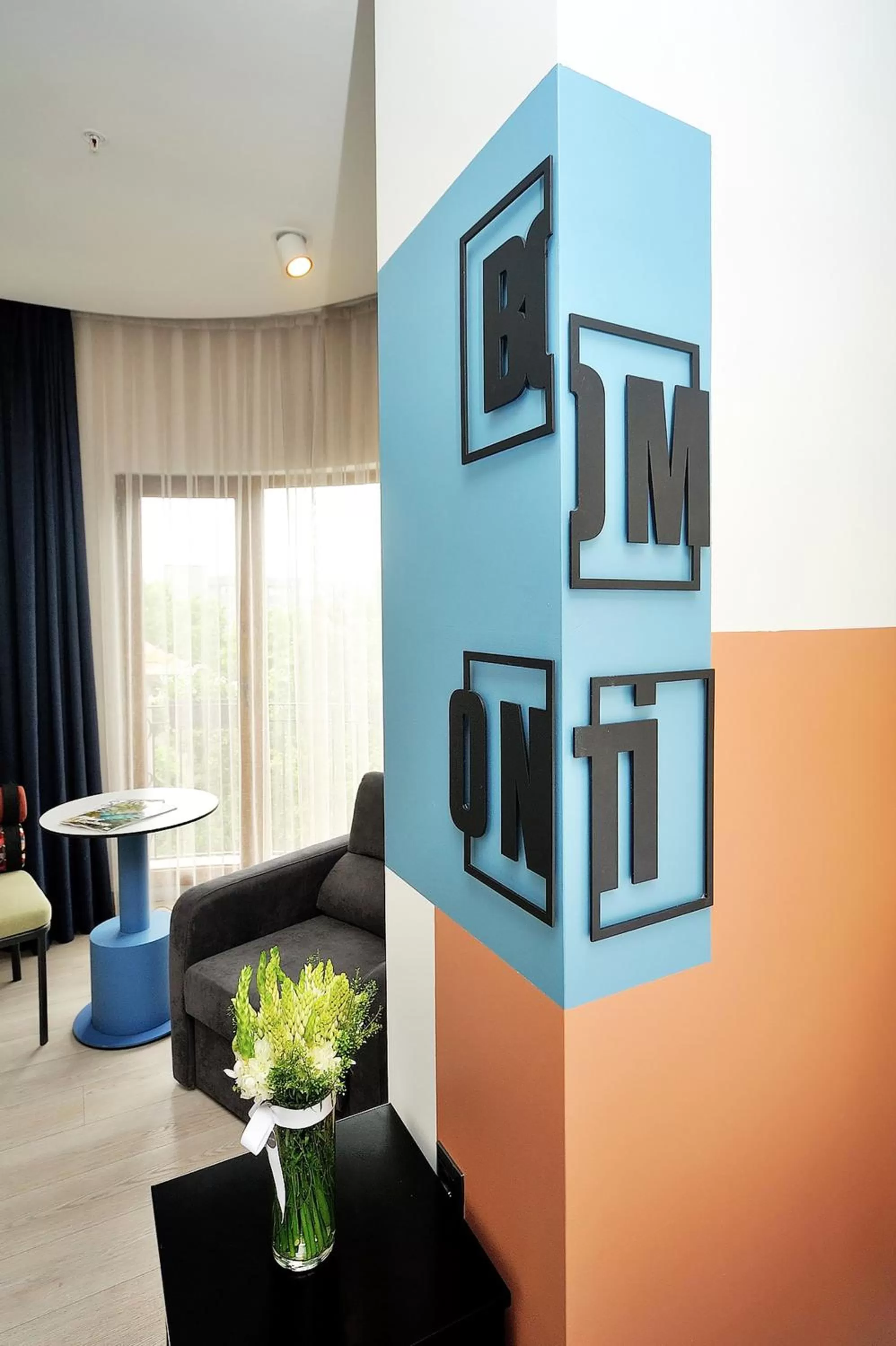 Living room in Stayso by Cloud7 Hotels