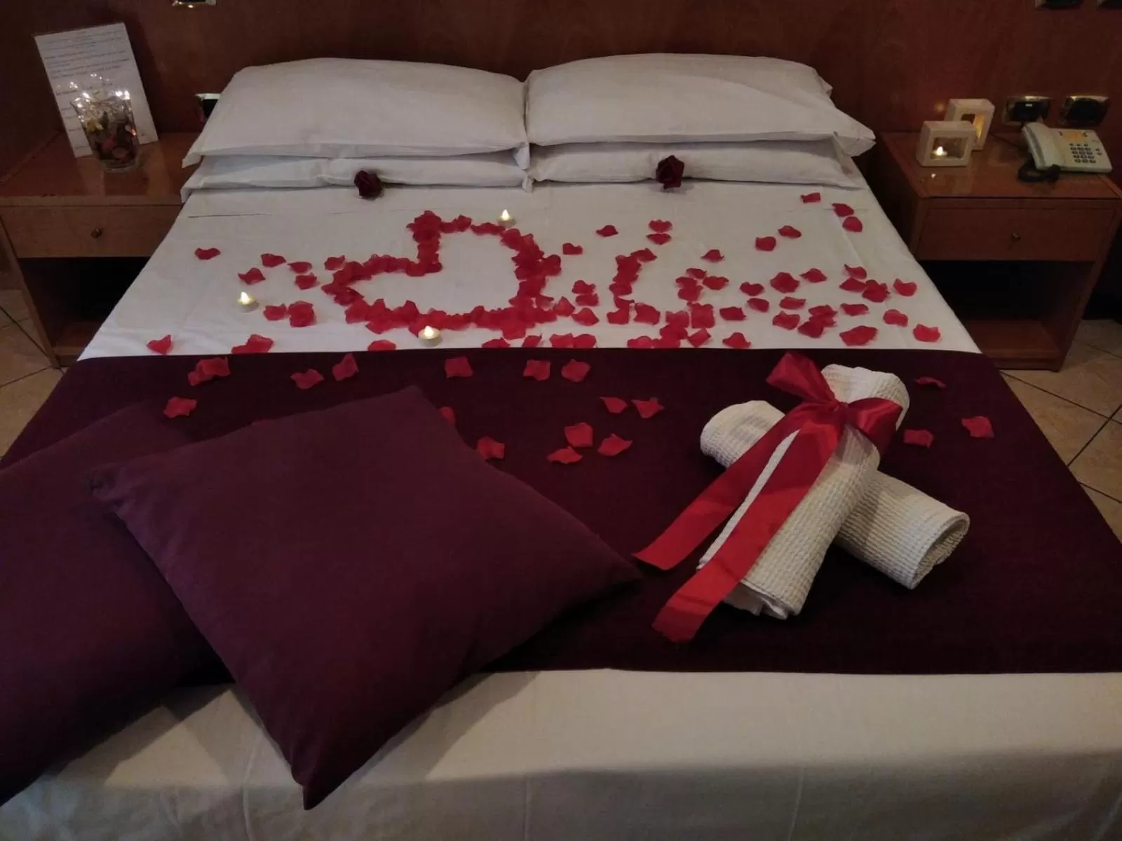 Bed in Hotel Zara Napoli