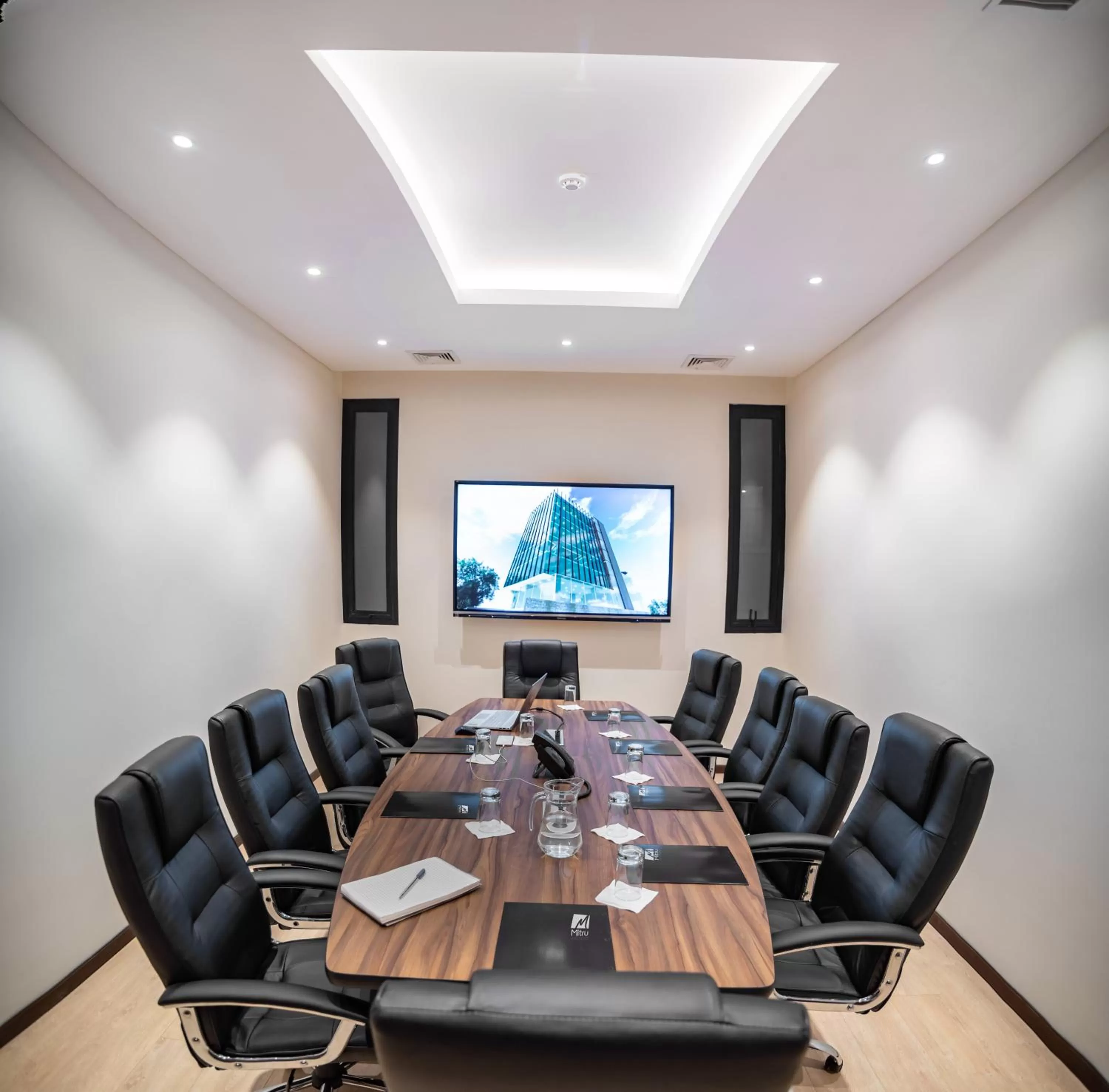 Meeting/conference room in Mitru Express Hotel