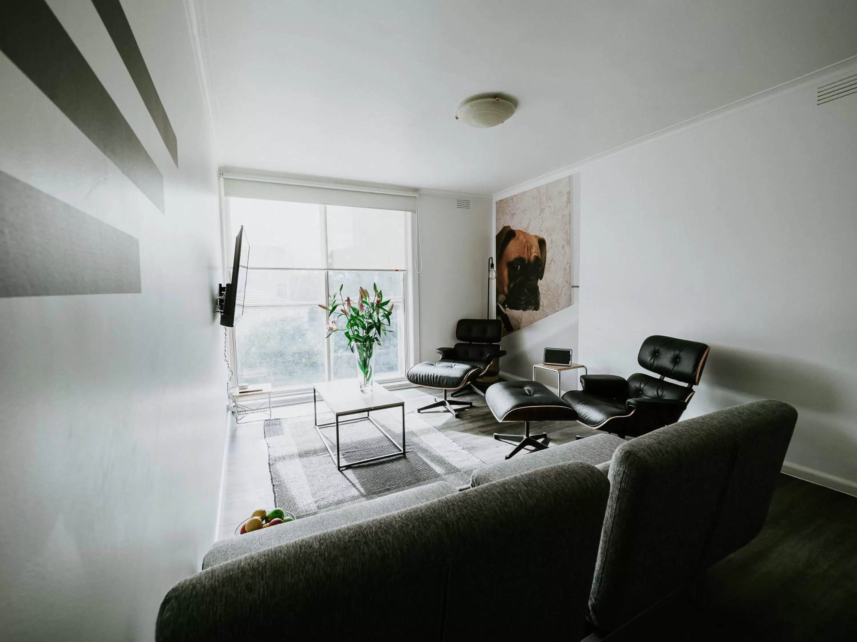 Seating area in SoYa Apartment Hotel