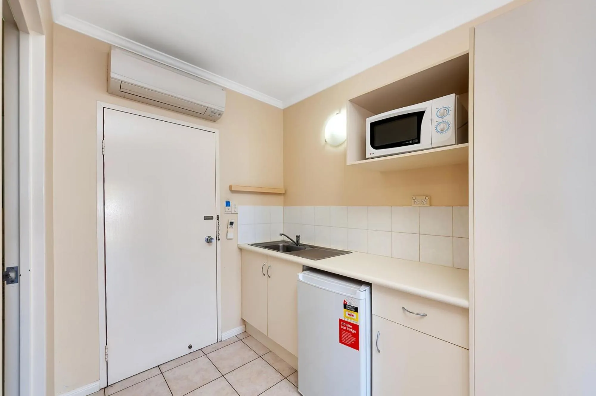 Kitchen or kitchenette in Tropical Queenslander