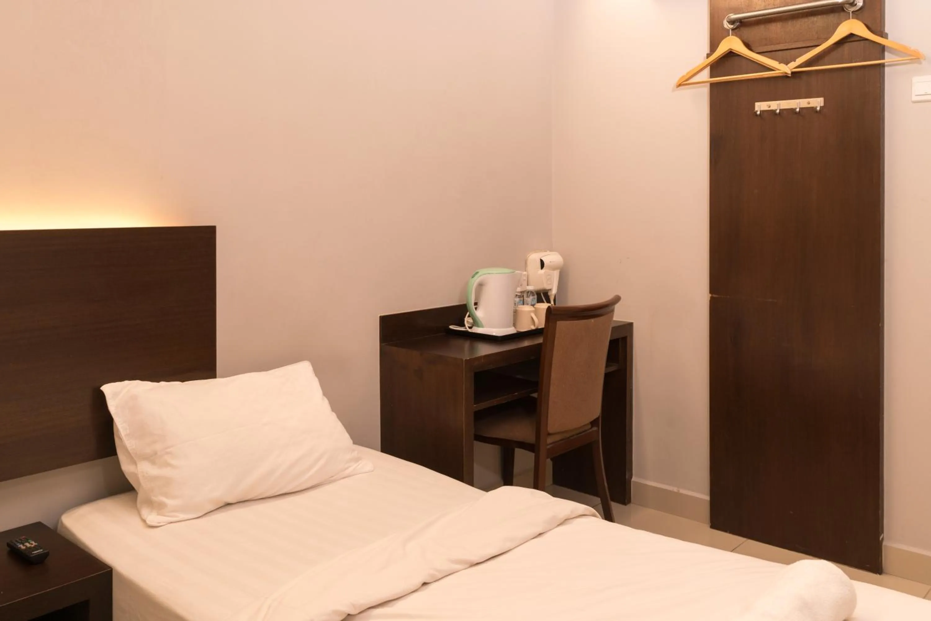 Bed in GM Hotel Metro at Sunway