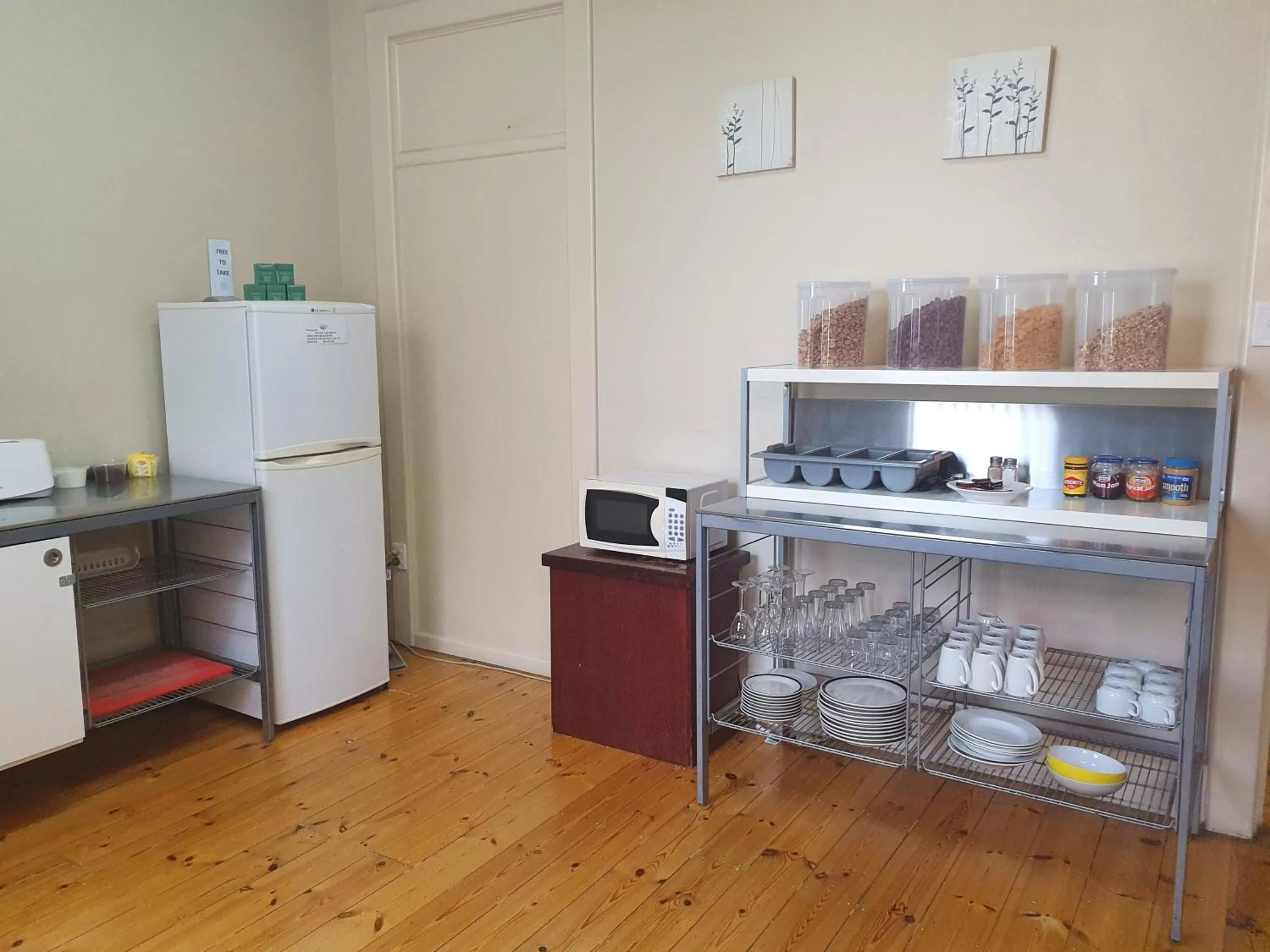 Coffee/tea facilities in Pier Hotel Port Lincoln