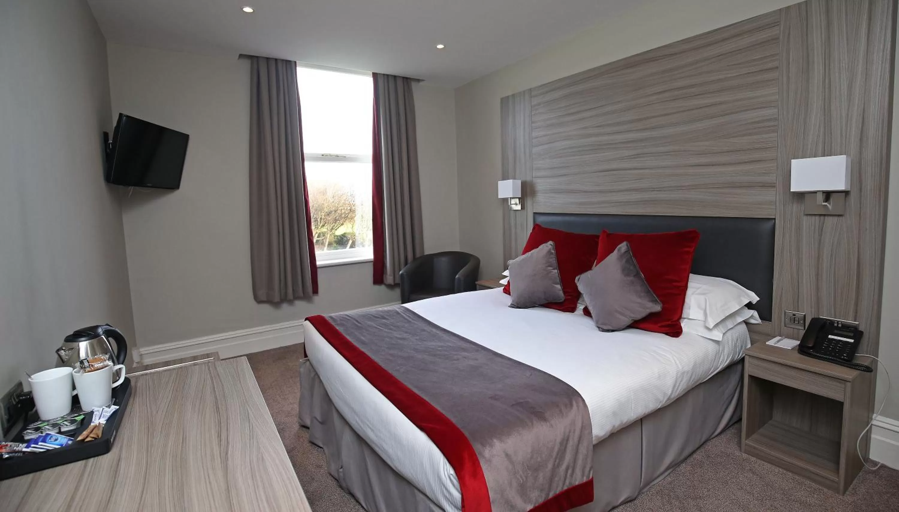 Bedroom in Leasowe Castle Hotel