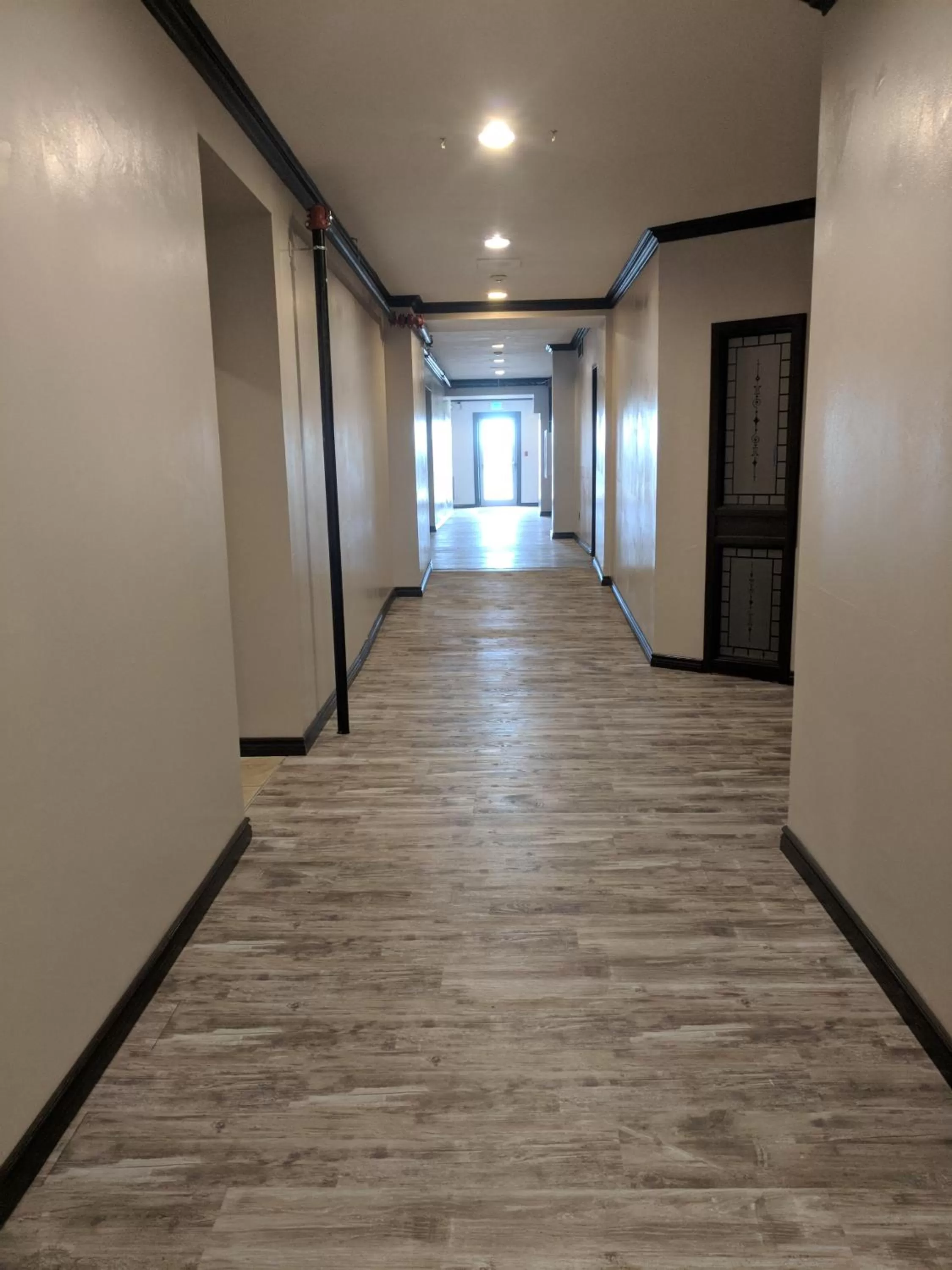 Lobby or reception in Royal Inn and Suites at Guelph