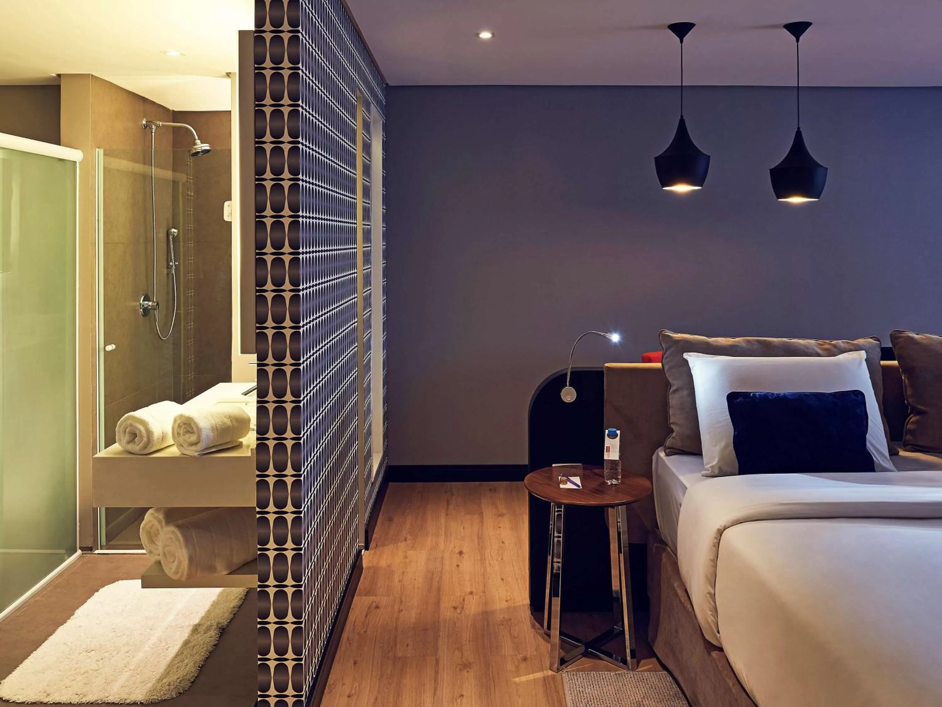 Bathroom, Bed in Grand Mercure Brasilia Eixo Monumental