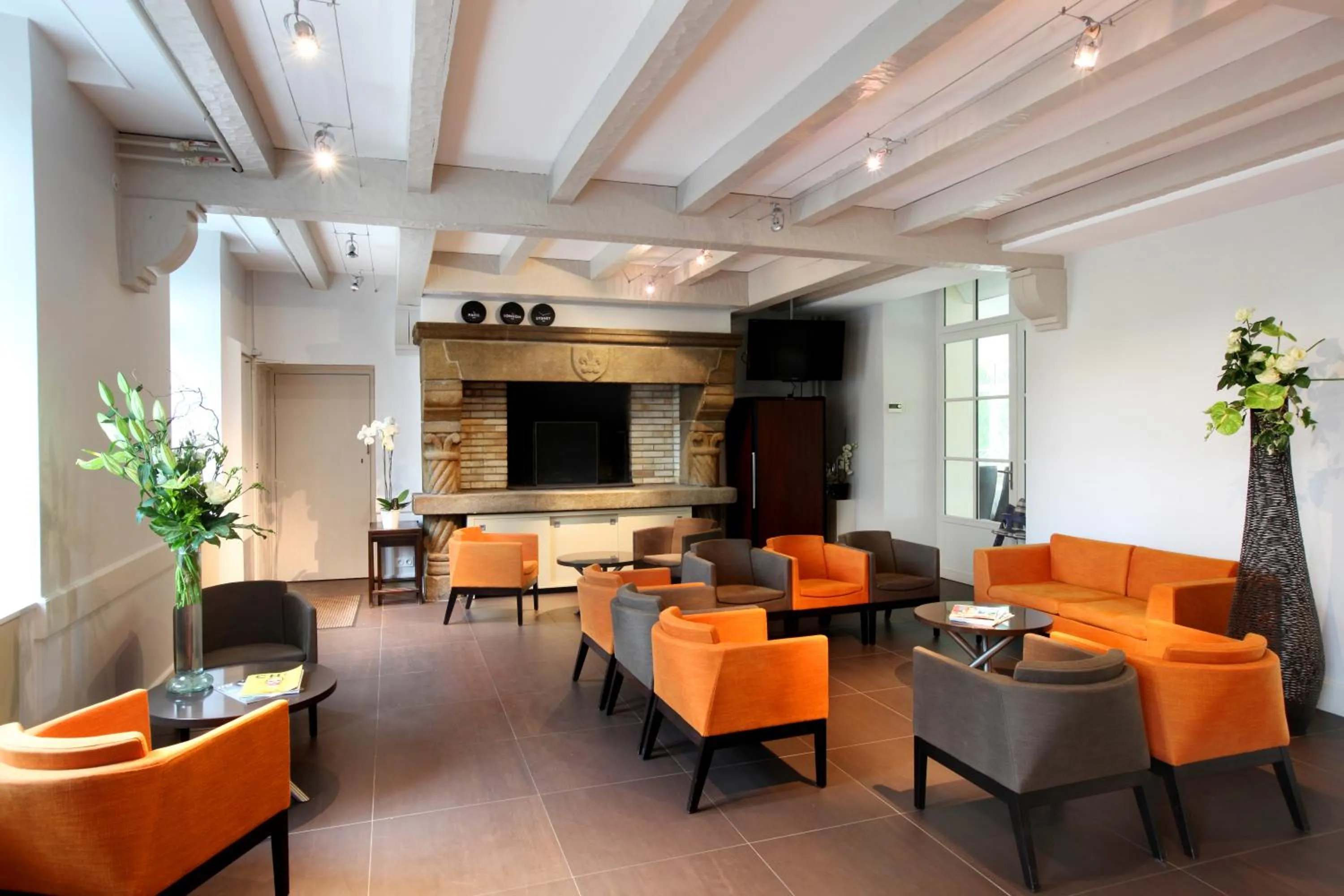 Lobby or reception in Le Germinal