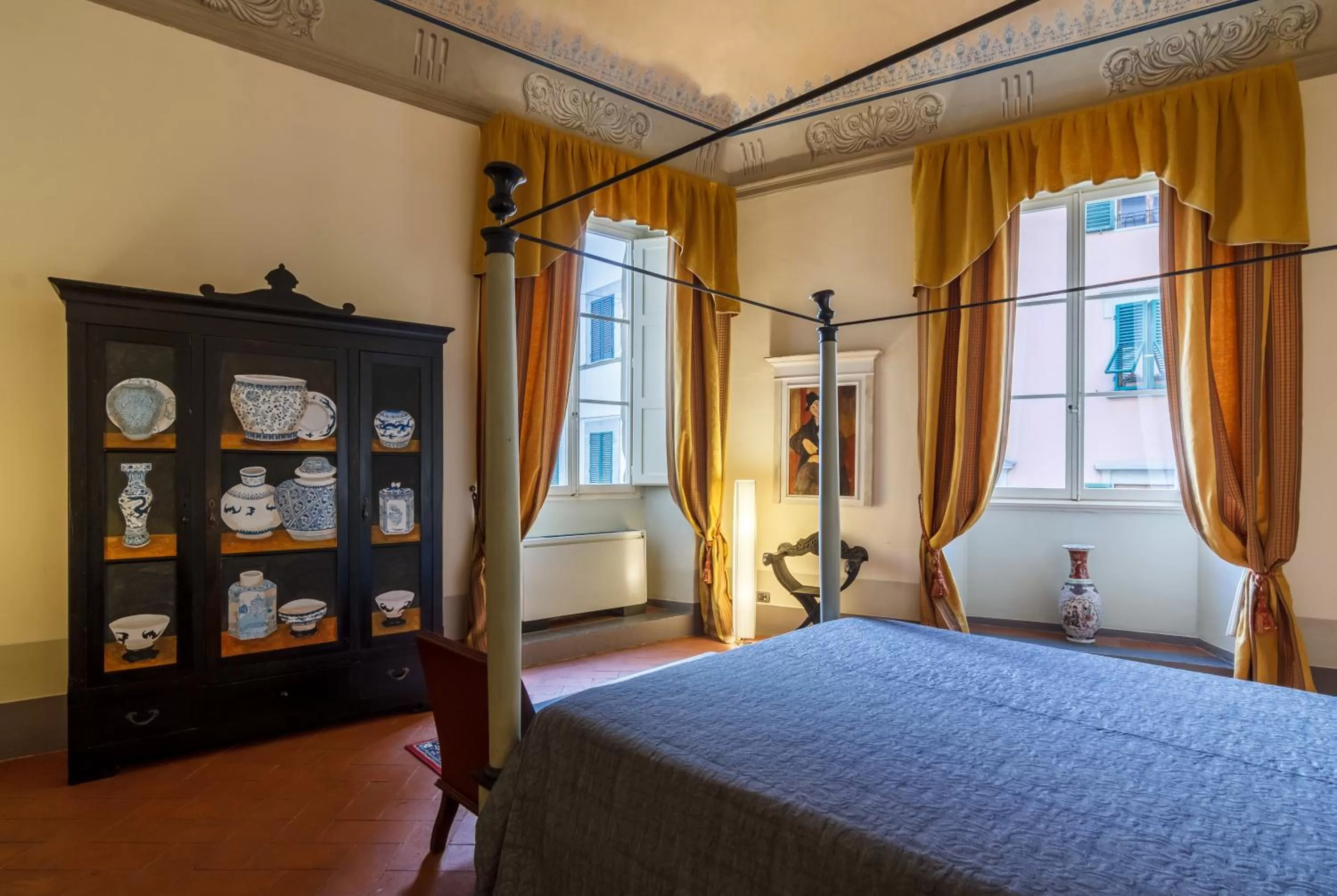 Photo of the whole room, Bed in Dimora Storica Palazzo Puccini