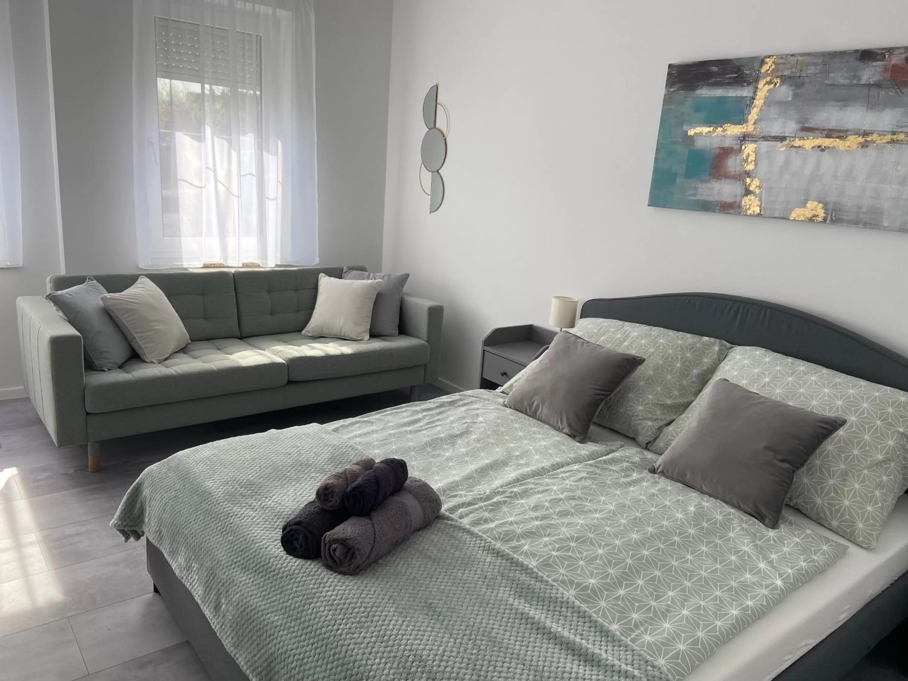 Photo of the whole room, Bed in Villa Tara Bük