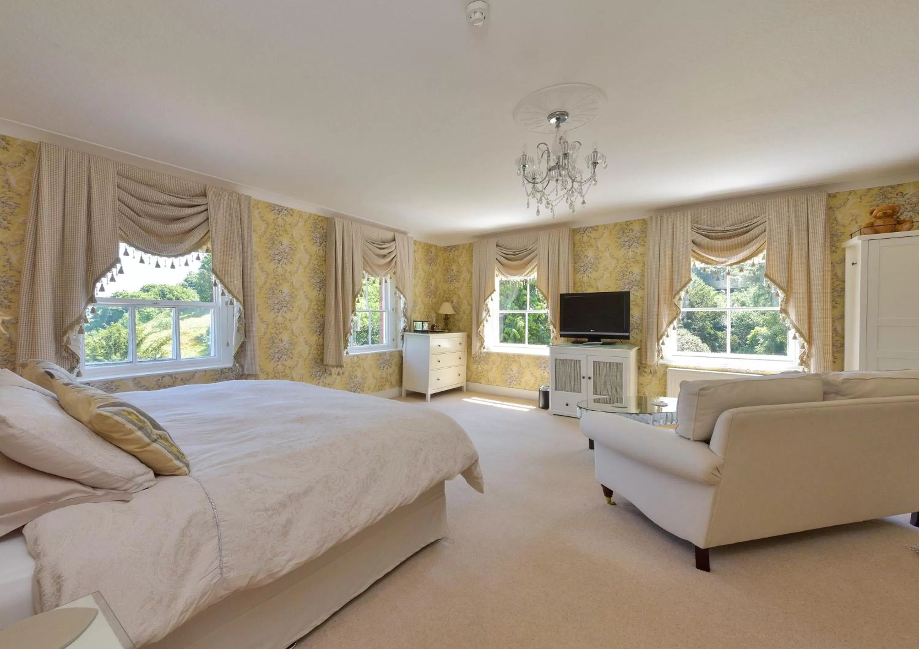 Kateshill House Bed & Breakfast