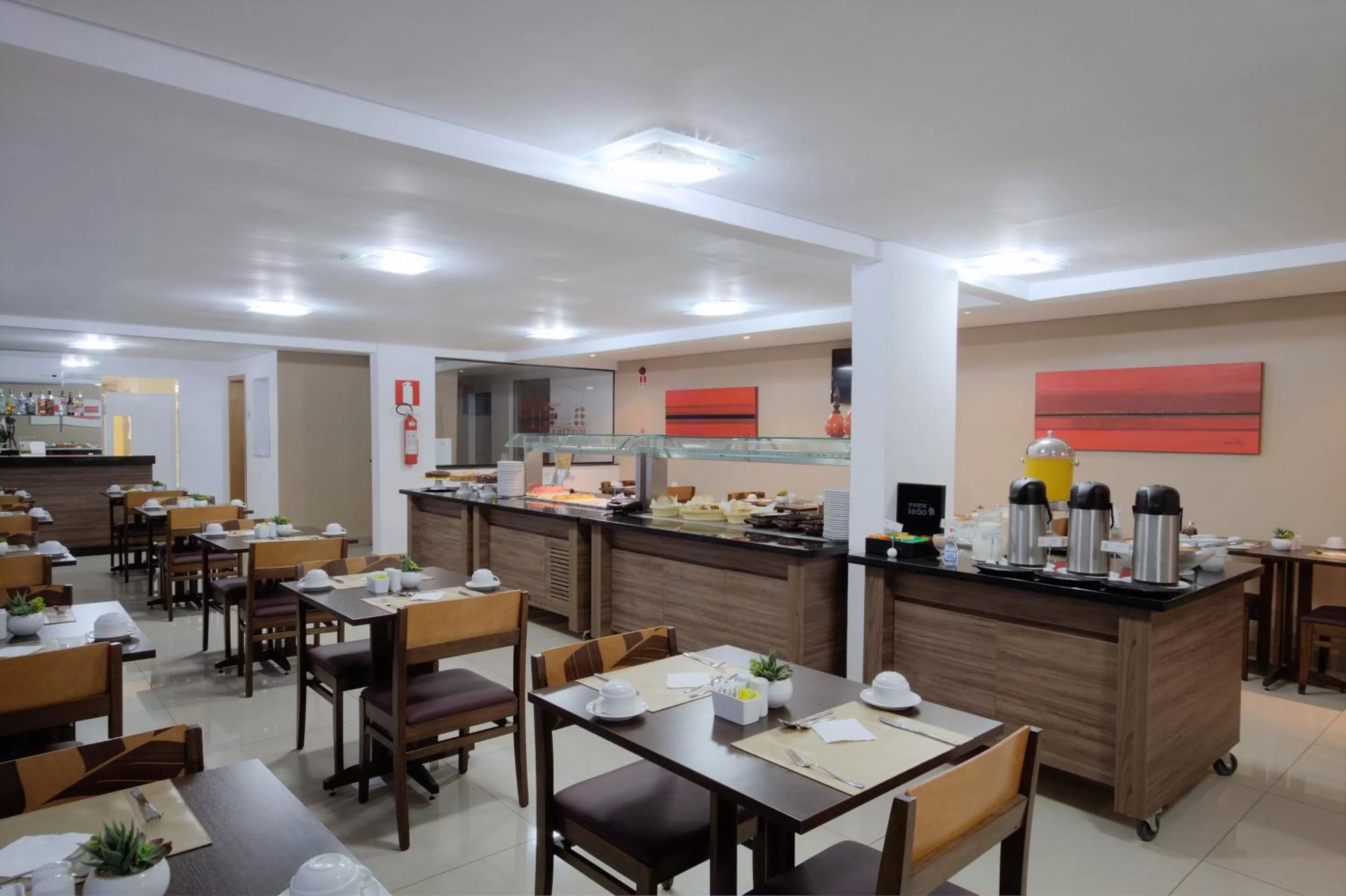 Restaurant/places to eat in Stop Inn Plus Pampulha