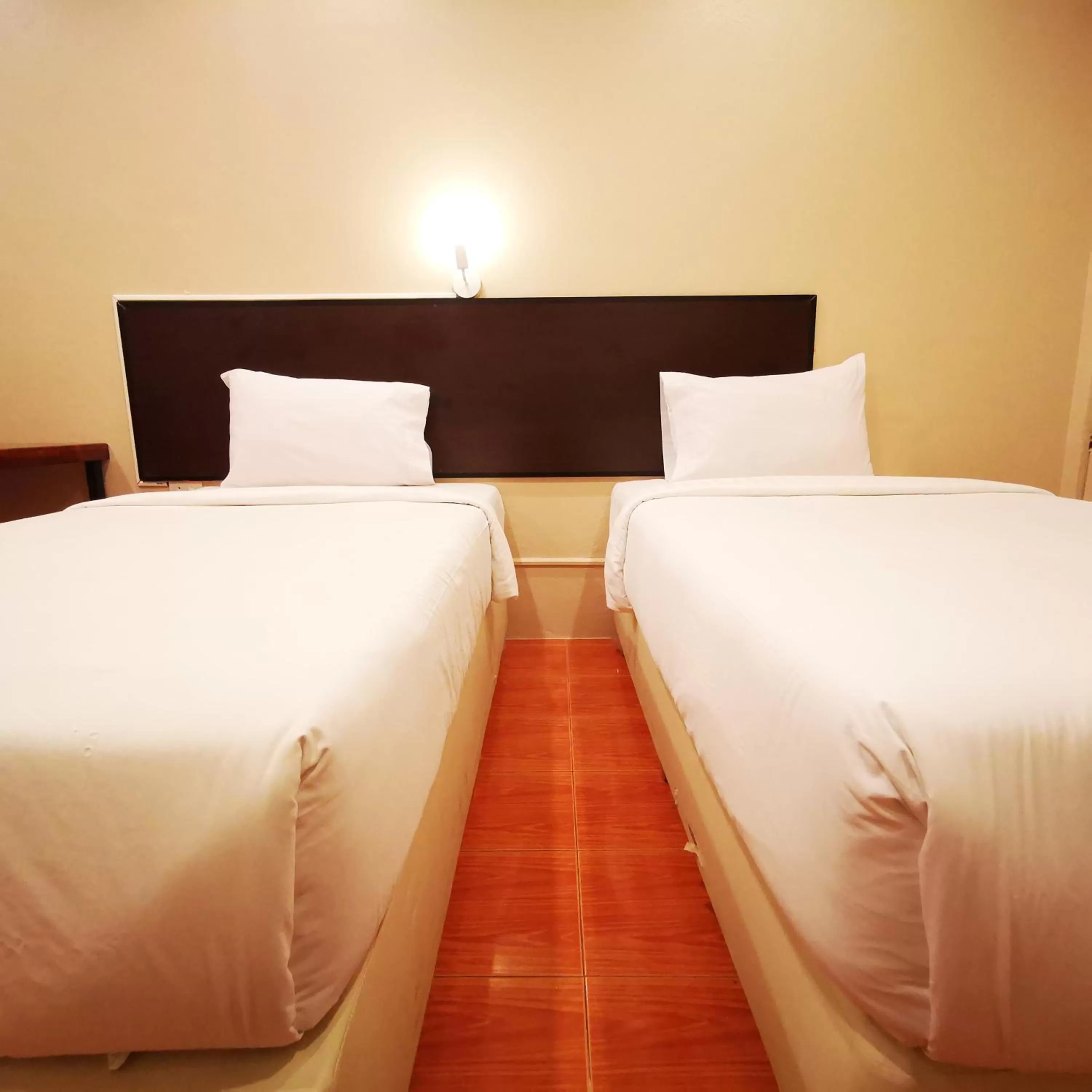 Bed in KKinn South Pattaya