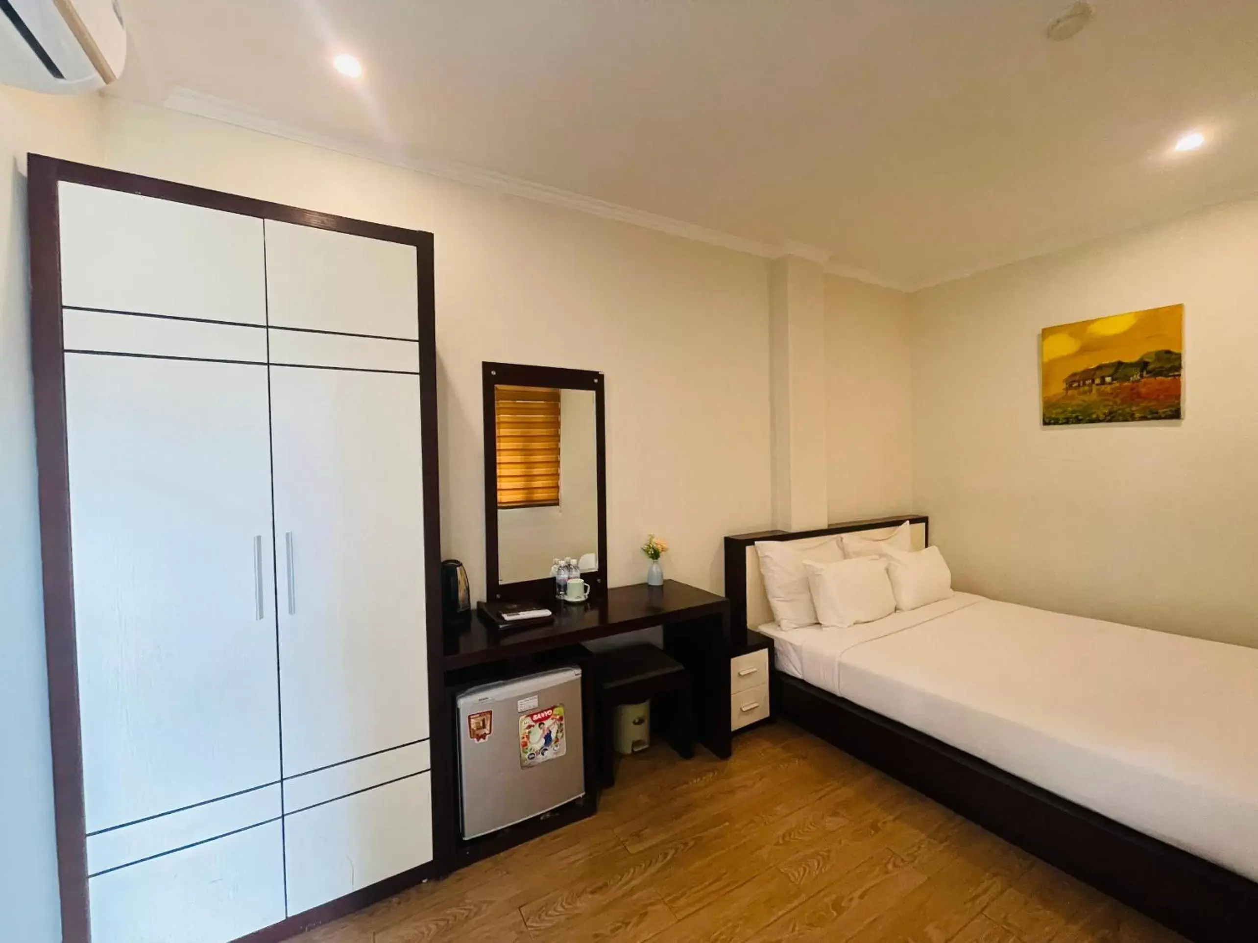 Superior Double Room in Rising Dragon Hotel Superior Double Room in Rising Dragon Hotel