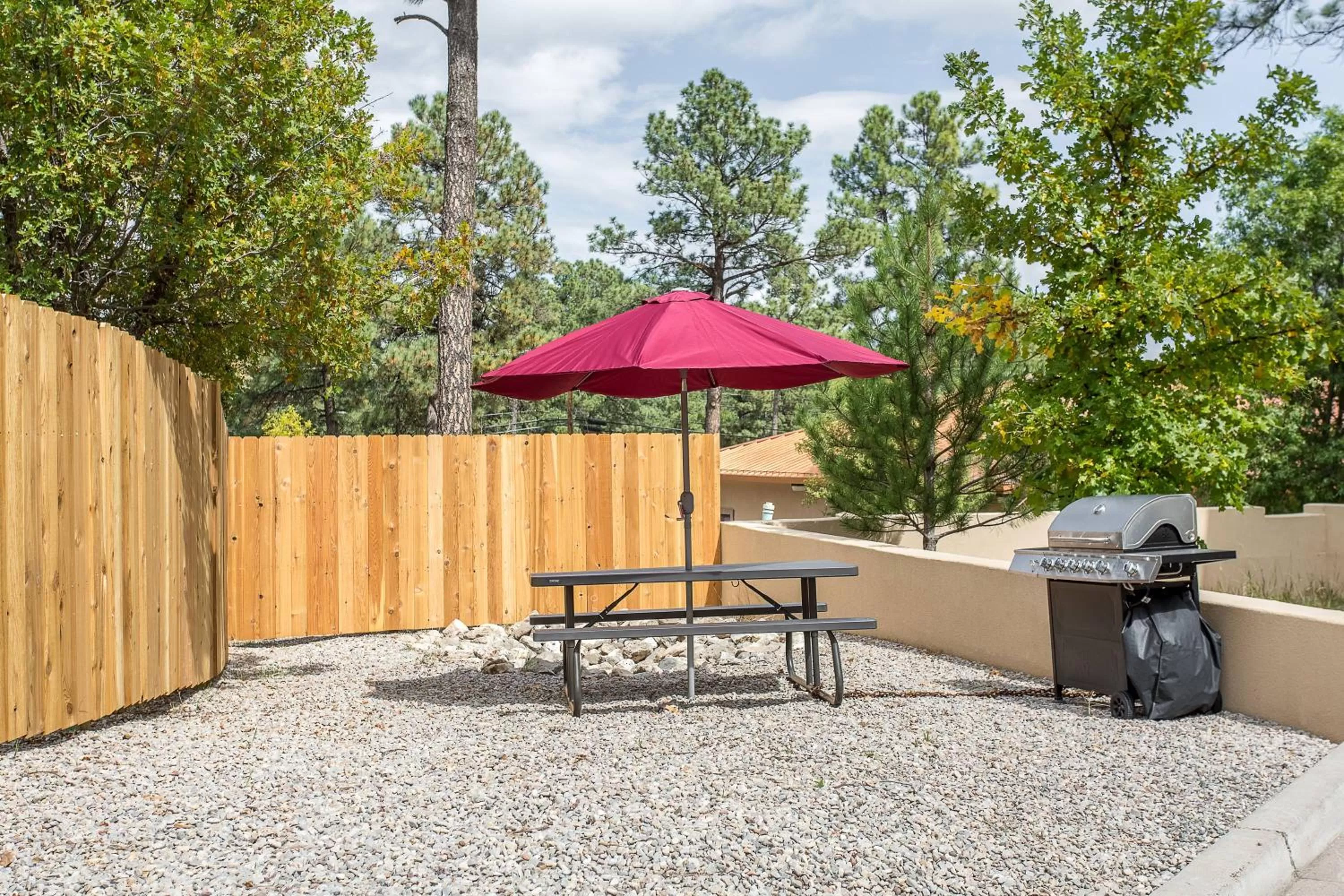 BBQ facilities in Hotel Ruidoso