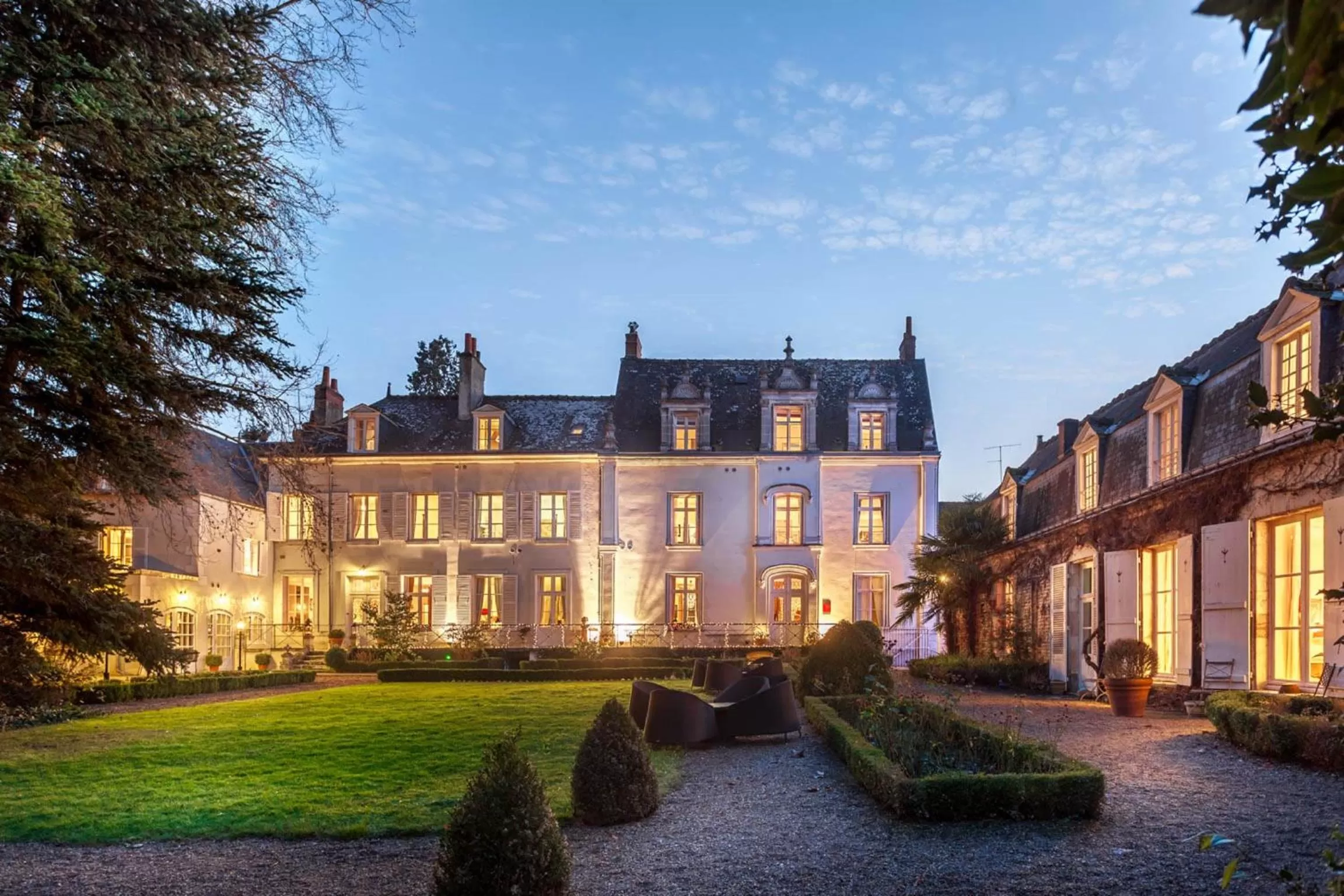 Property building in Le Clos d'Amboise