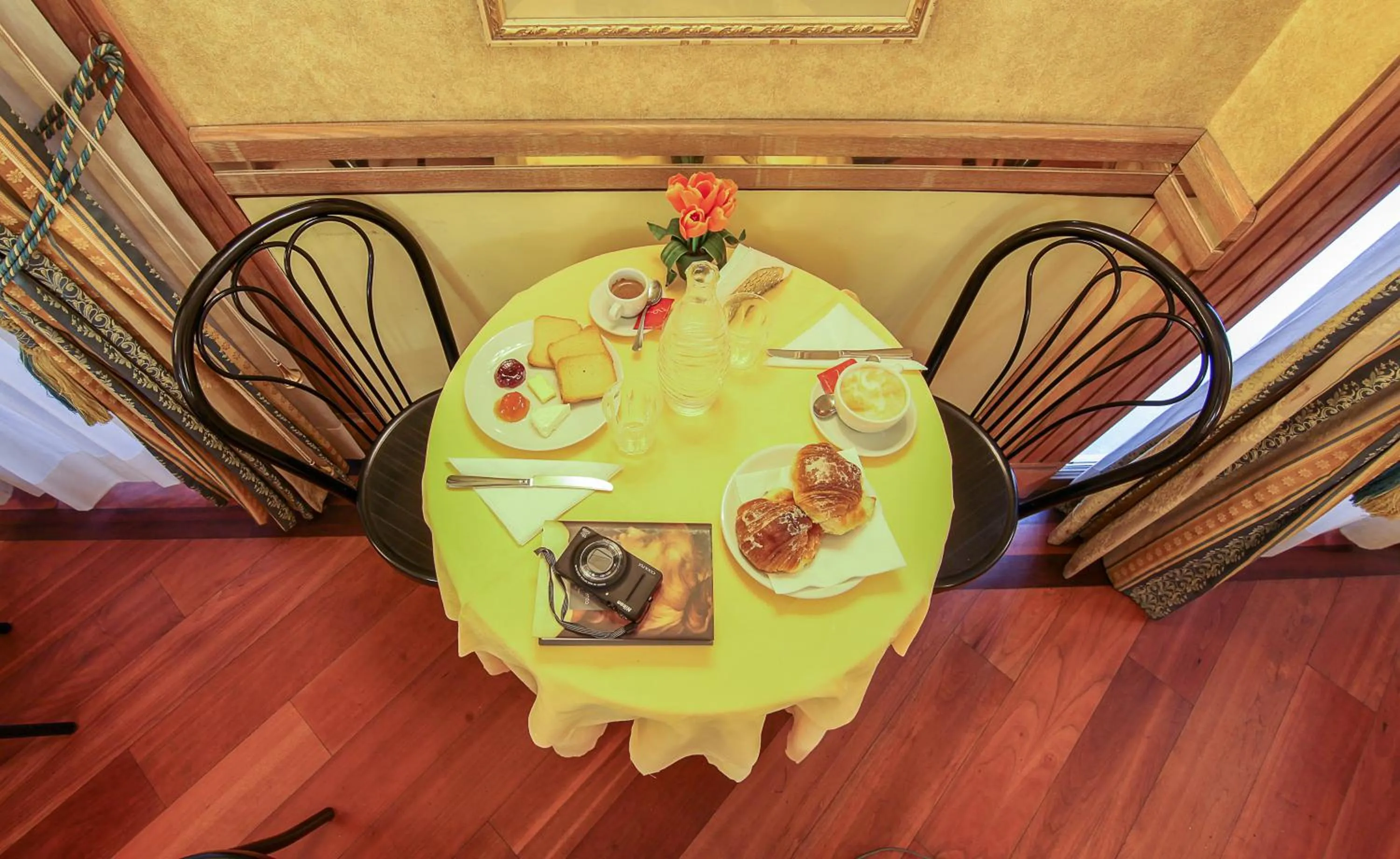 Breakfast in Hotel Pomezia