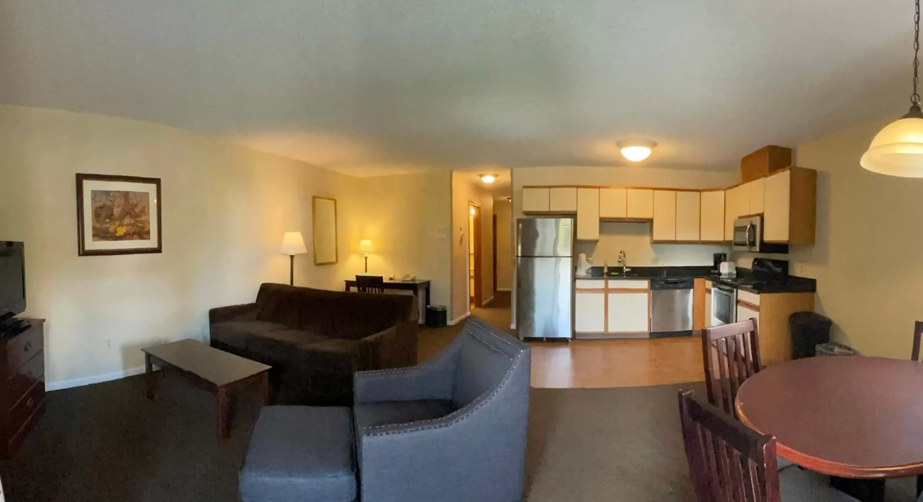 Living room in The Central Downtown Inn Suites