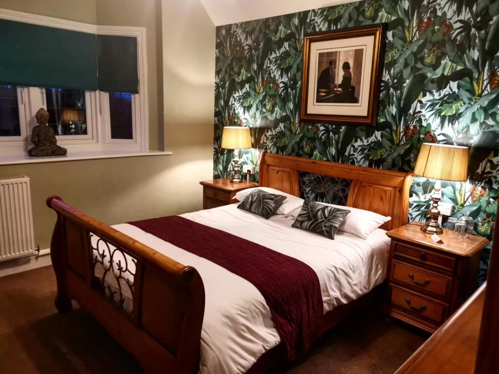 The Horseshoe & Castle