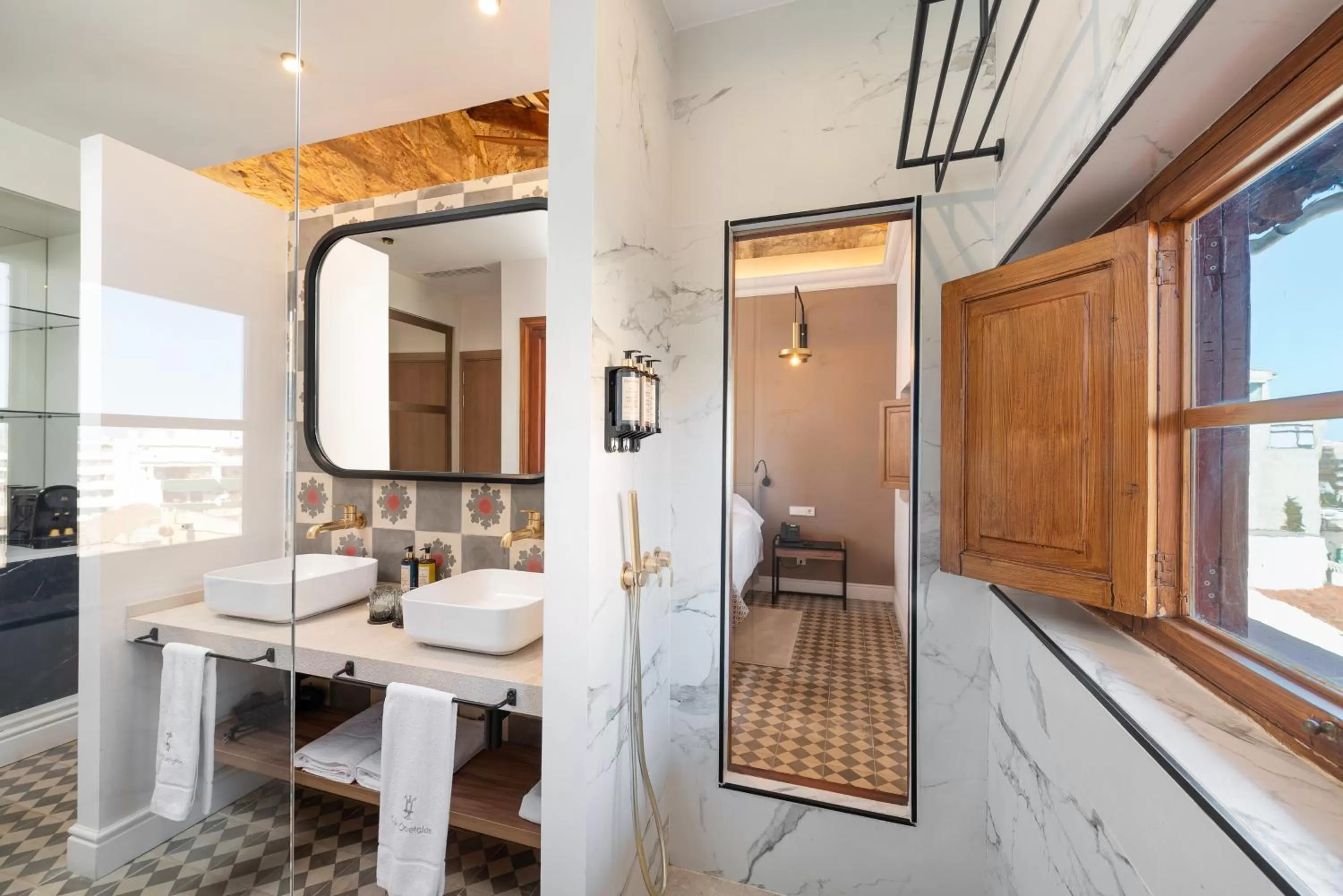 Shower in Hotel Can Quetglas