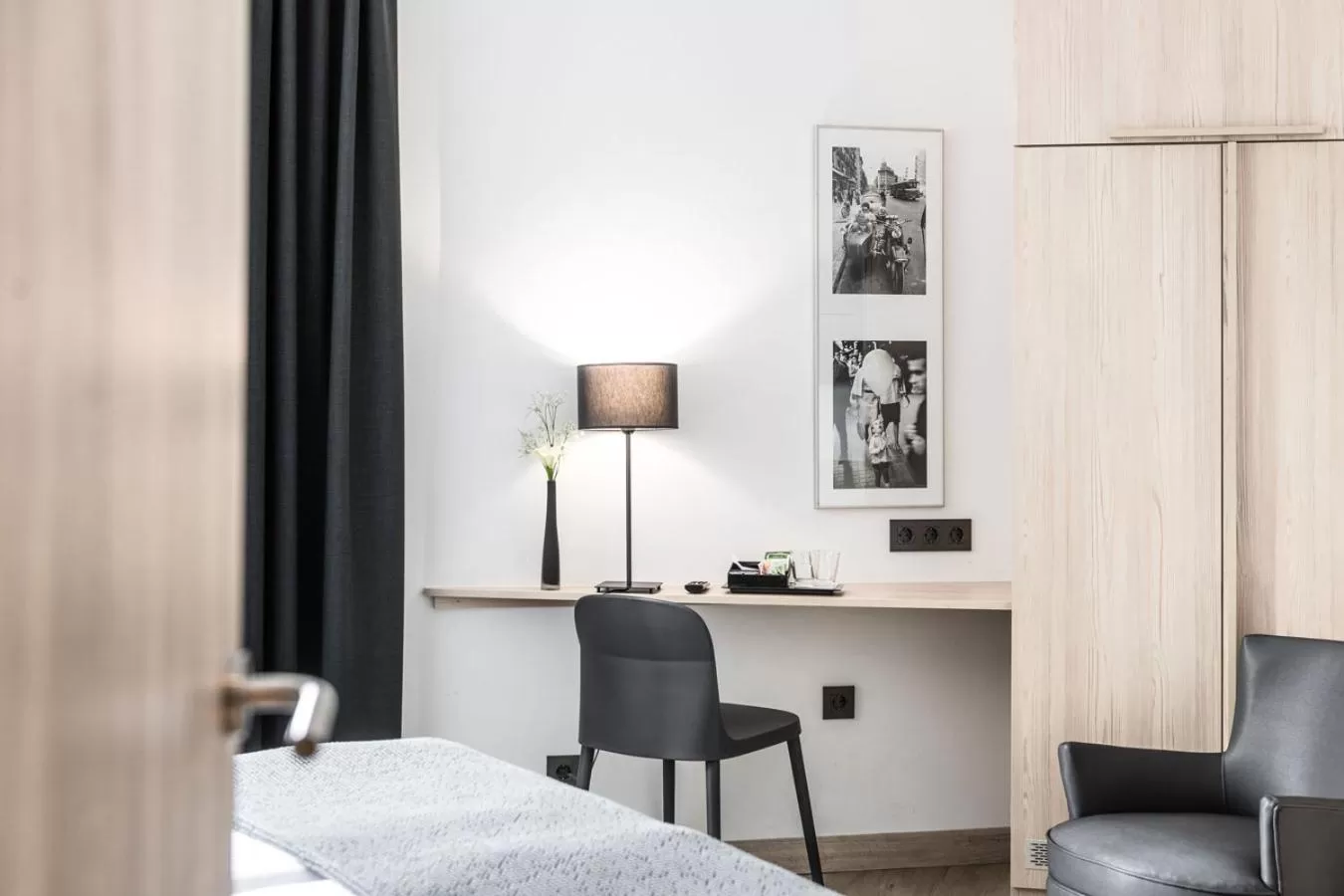 Bed in Hotel Paseo de Gracia