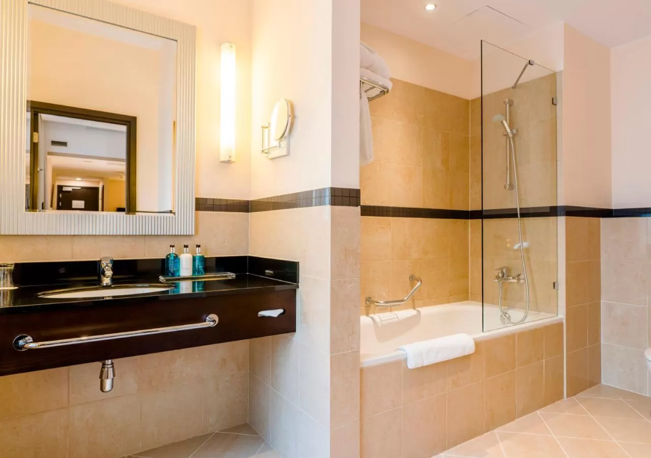 Bathroom in Hotel Polonia Palace