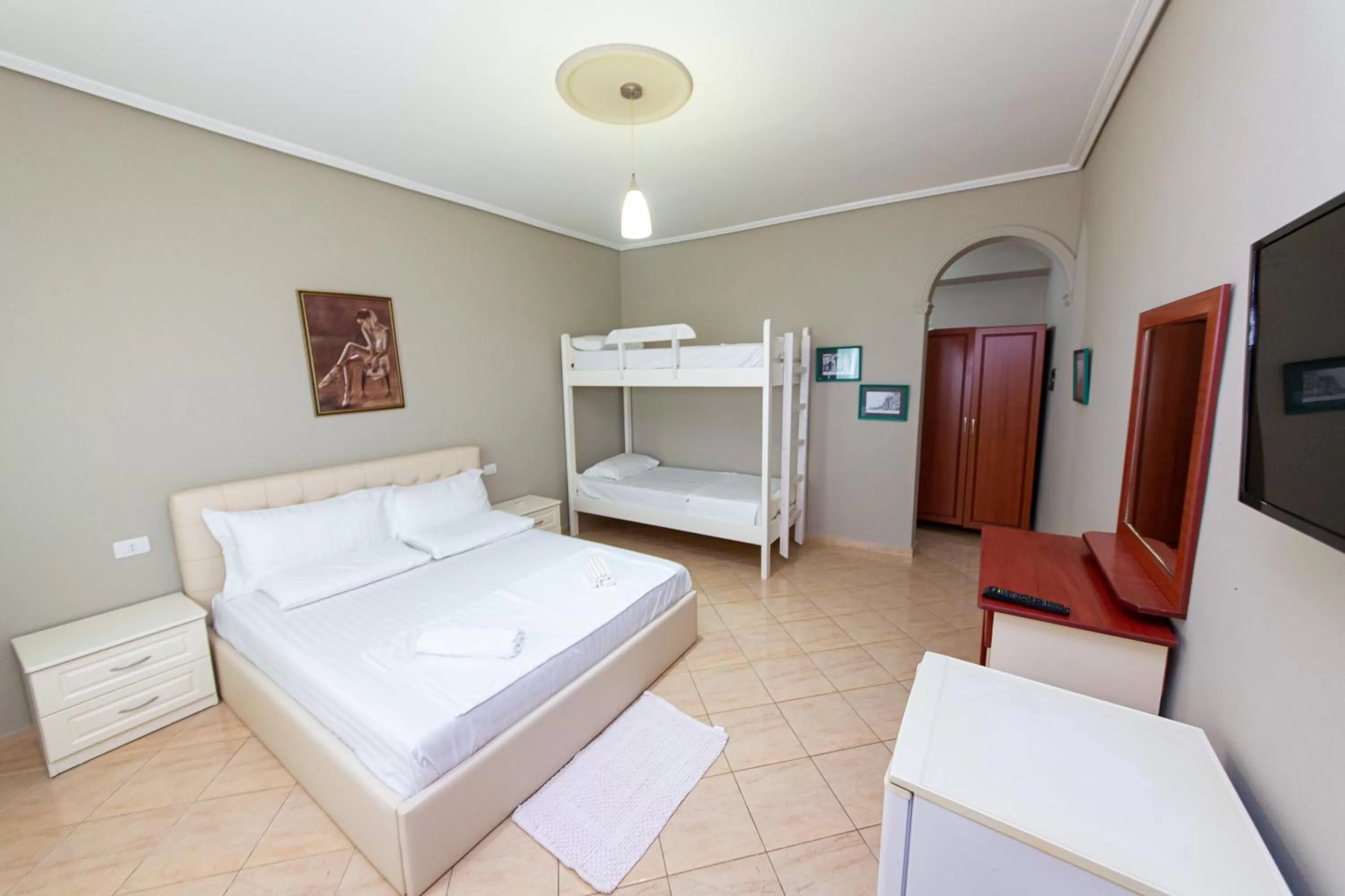 Bedroom, Bed in Hotel Roi