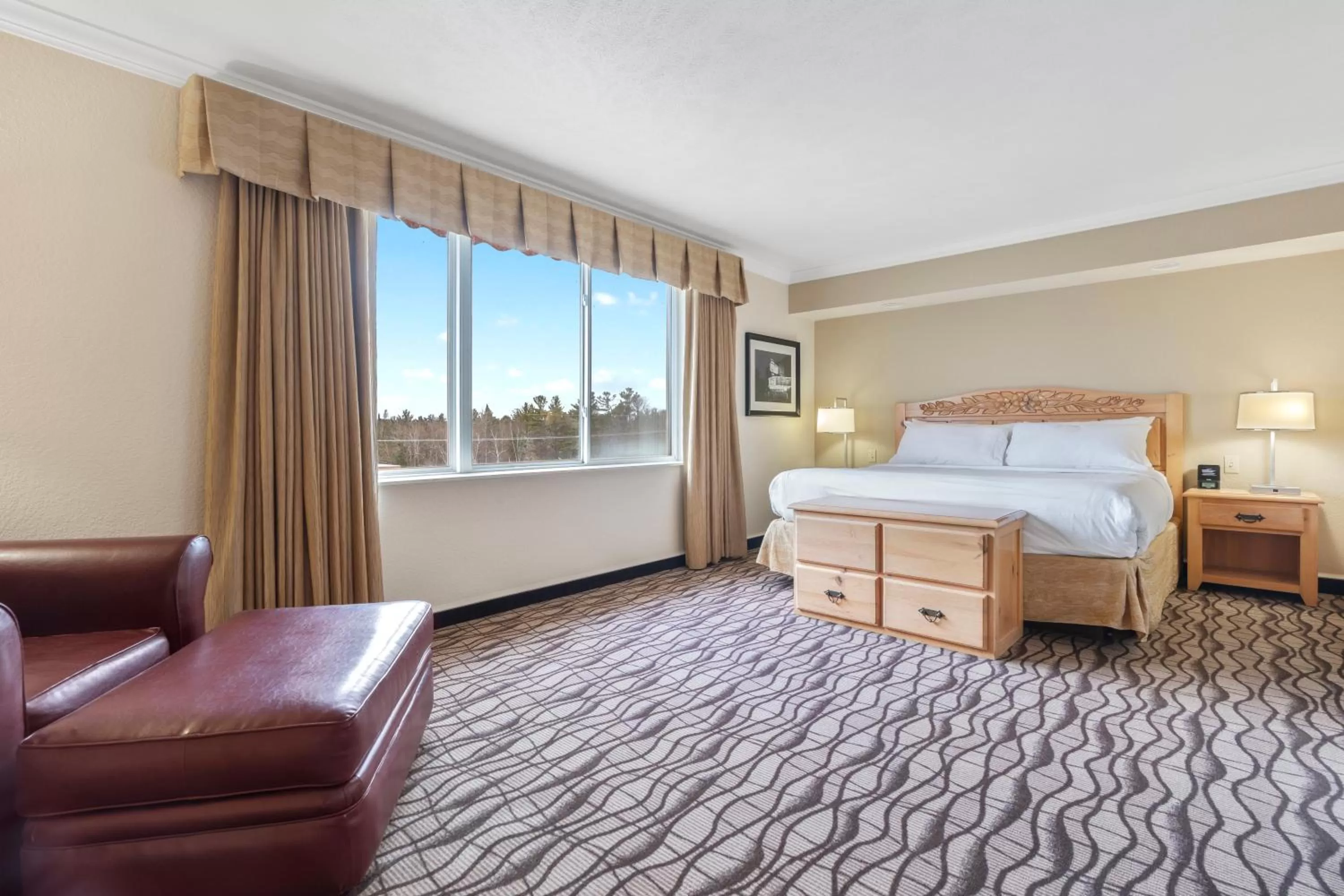 Bedroom, Bed in Cherry Tree Inn & Suites