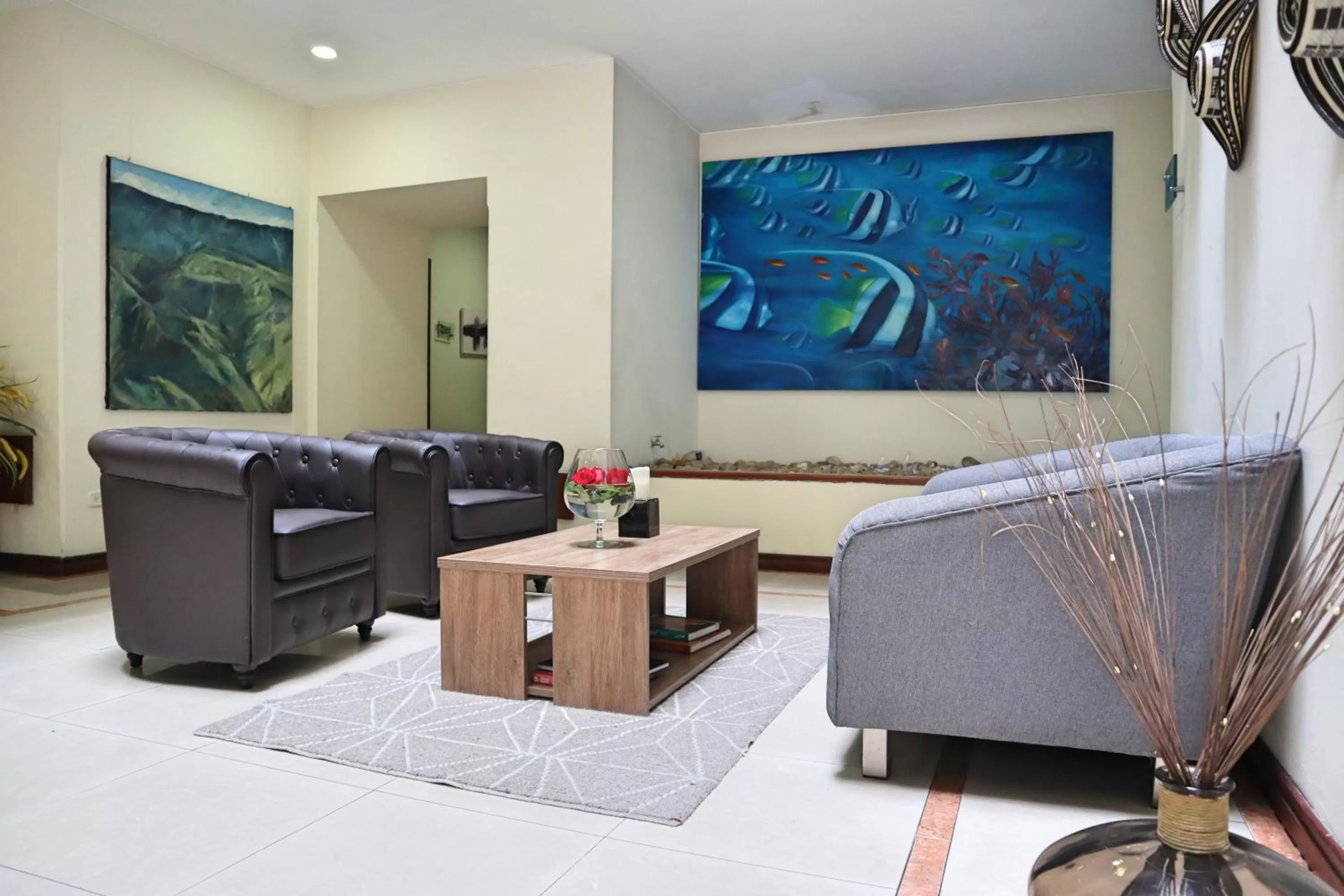 Communal lounge/ TV room in Cora 96 Street Apartments