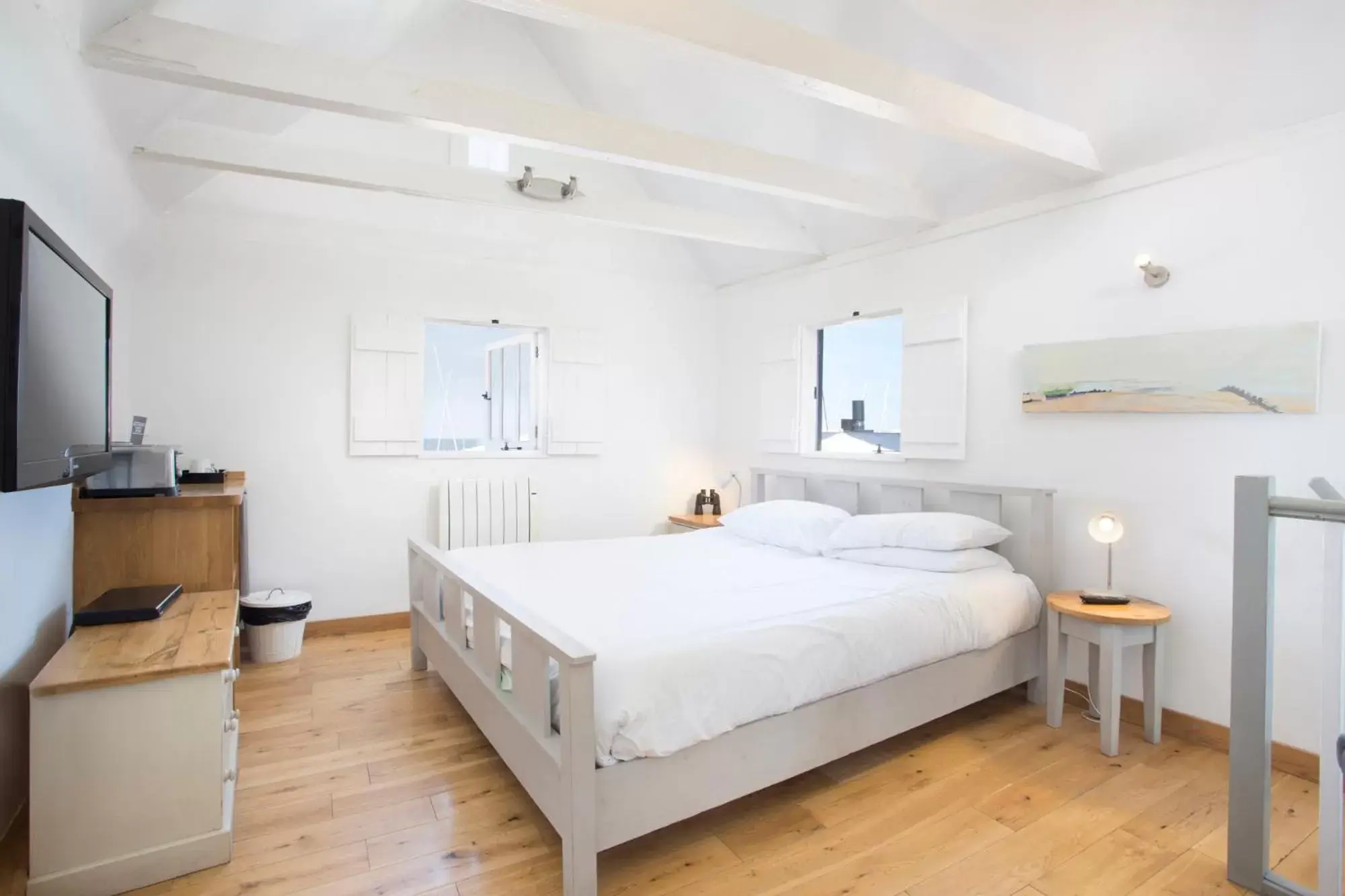 King Room with Sea View in Whitstable Fisherman's Huts King Room with Sea View in Whitstable Fisherman's Huts