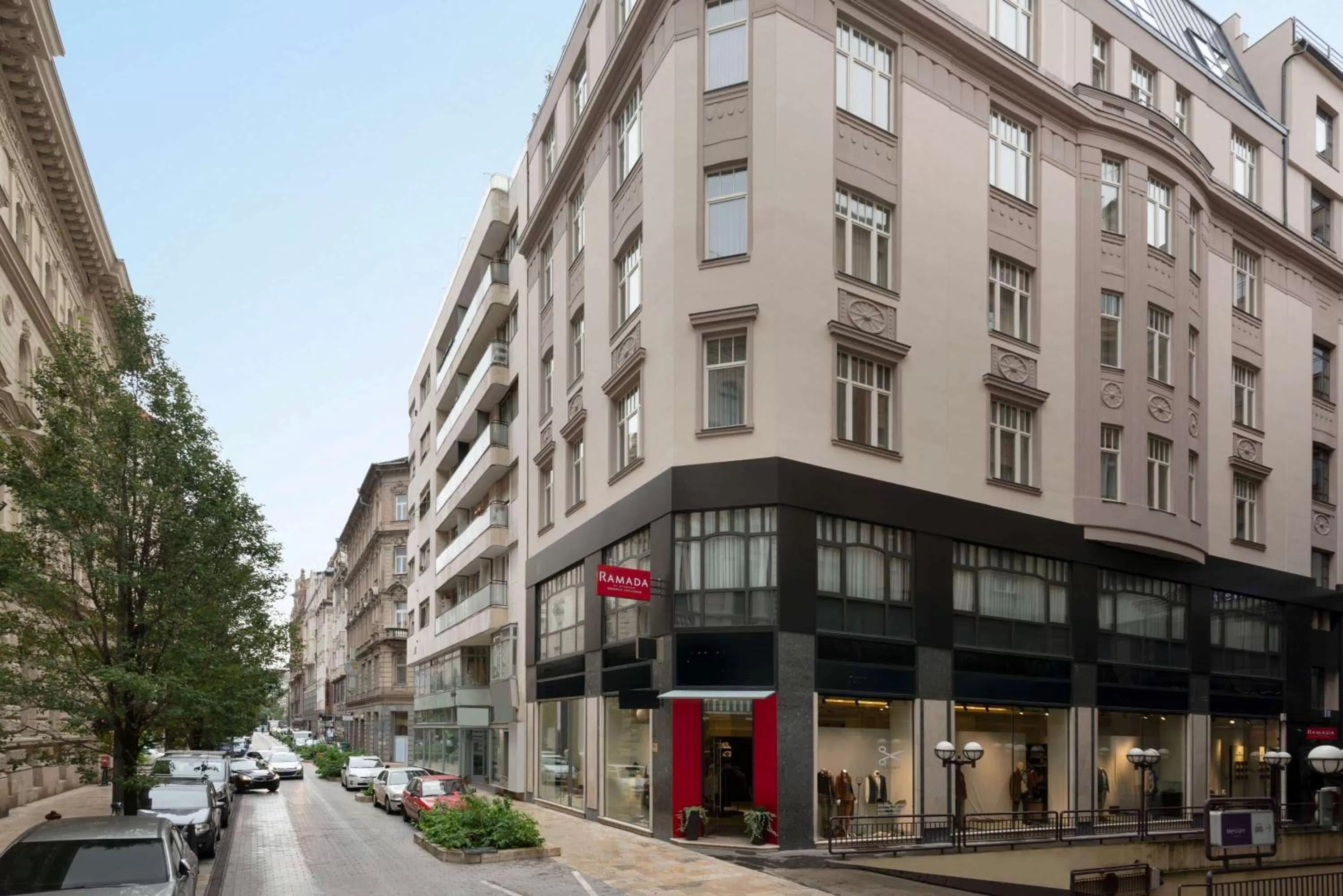 Property building in Ramada by Wyndham Budapest City Center