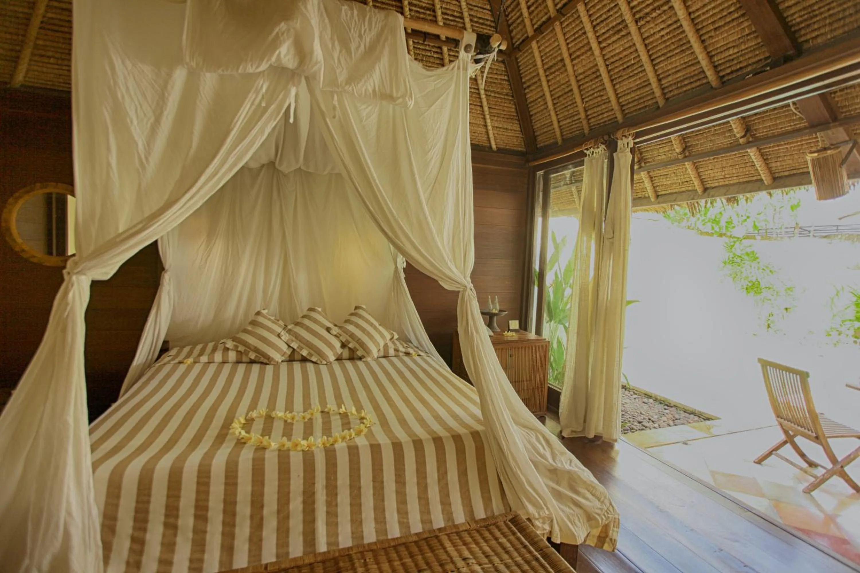 Bed in Visakha Sanur by Puri Signatures