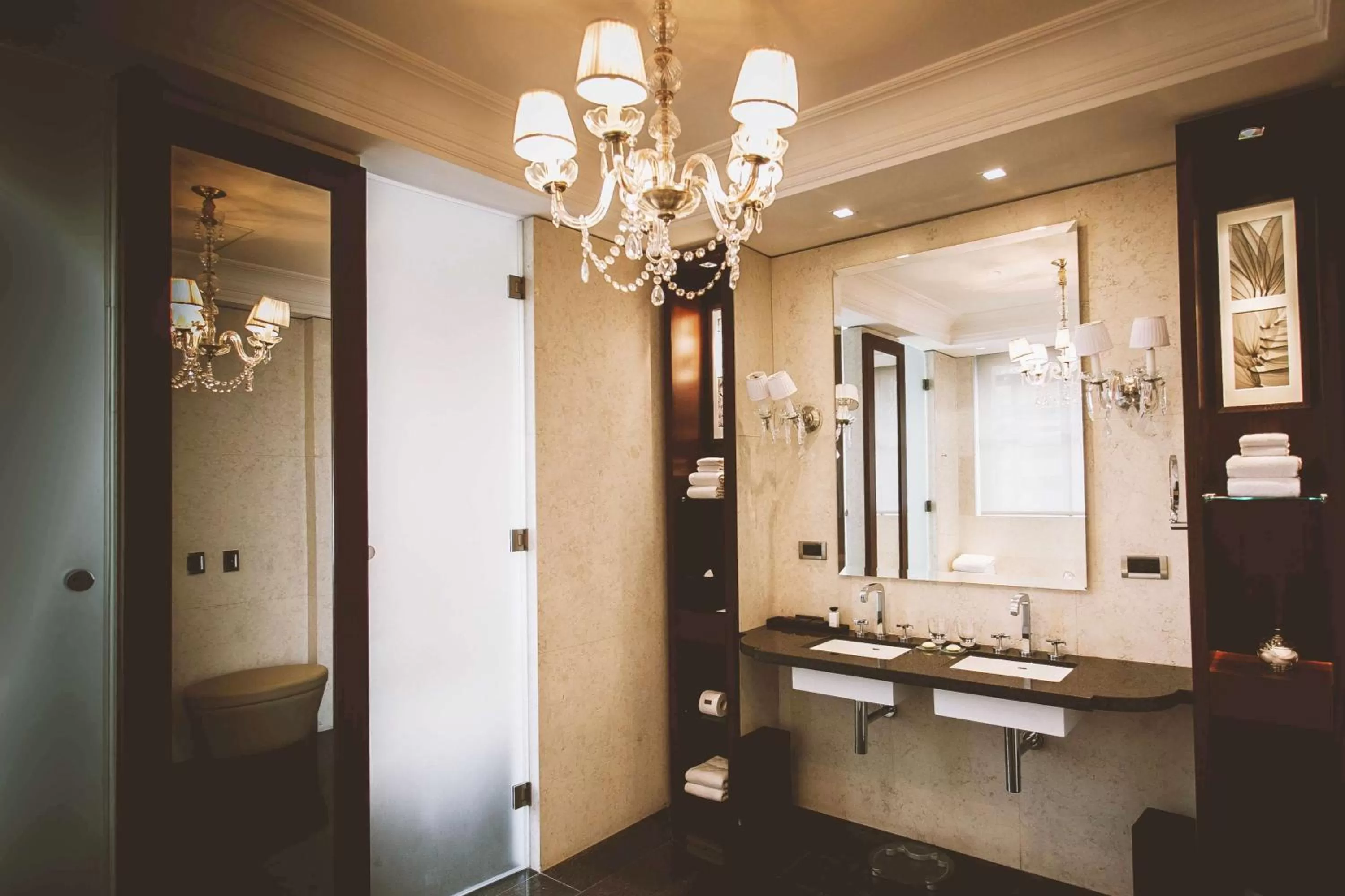 Bathroom in Palacio Duhau - Park Hyatt Buenos Aires