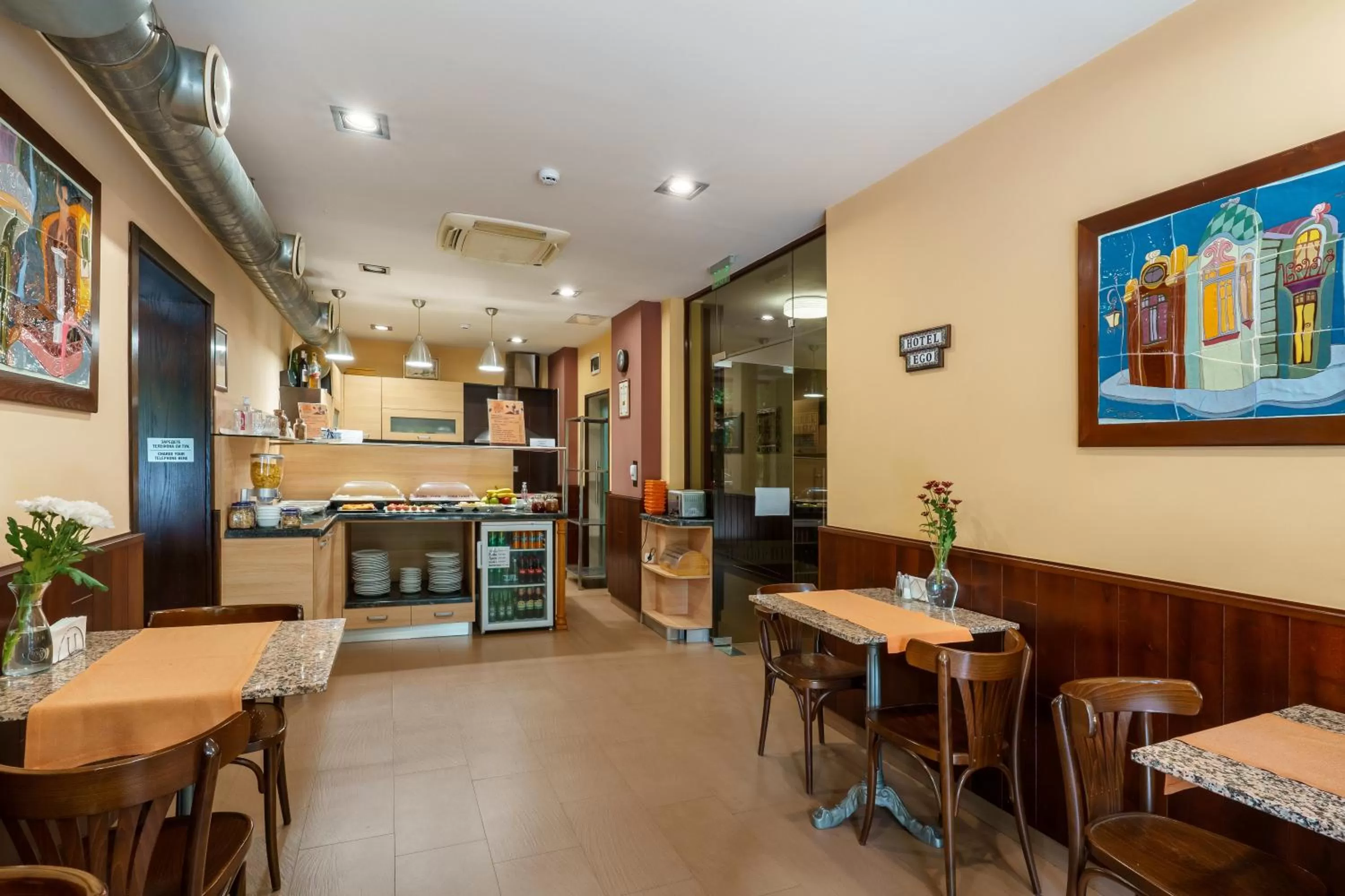 Breakfast in Hotel Ego - Free Parking - Top Central Location