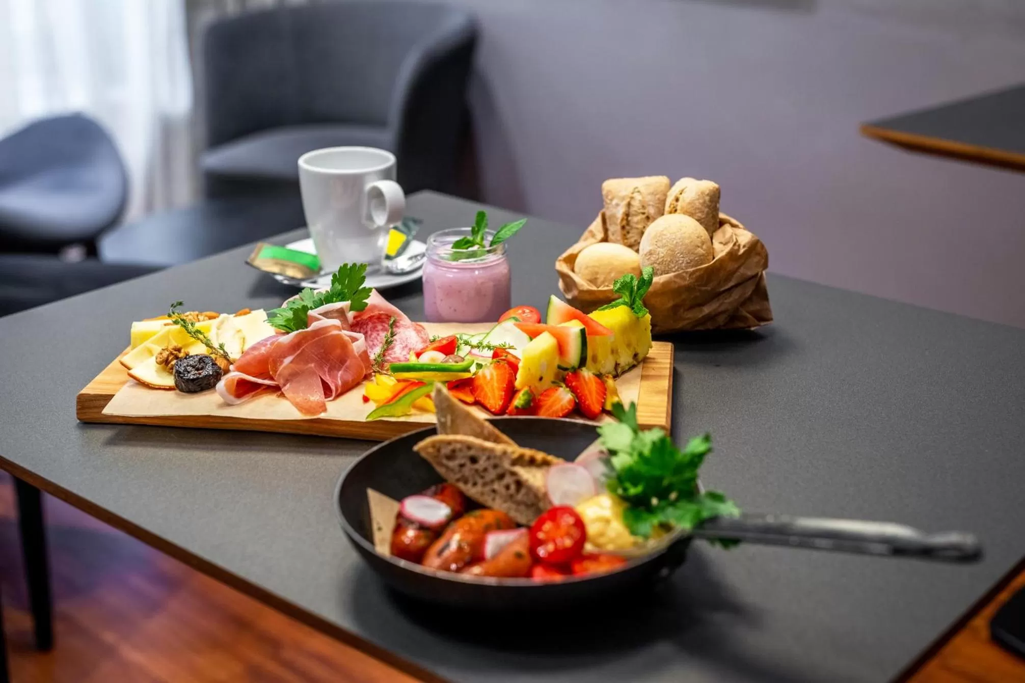 Breakfast in Hotel Mrak